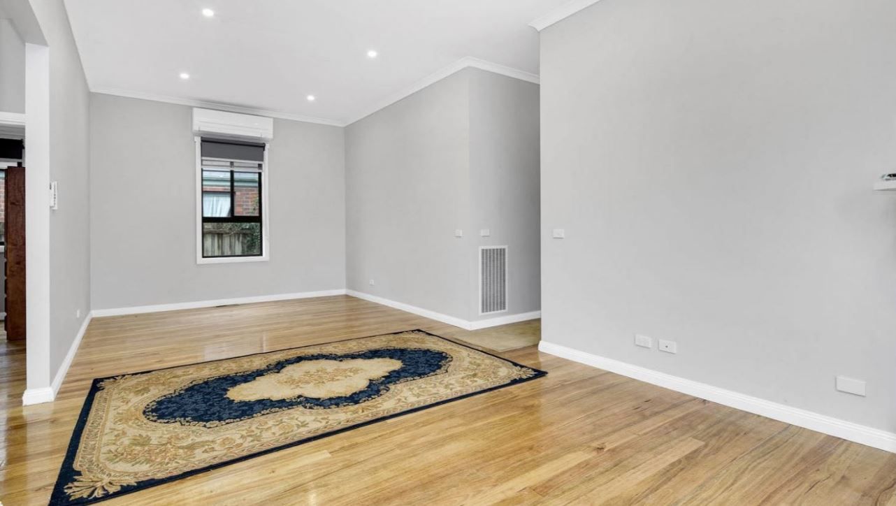 1 Burnbank Street, Lake Wendouree, VIC 3350