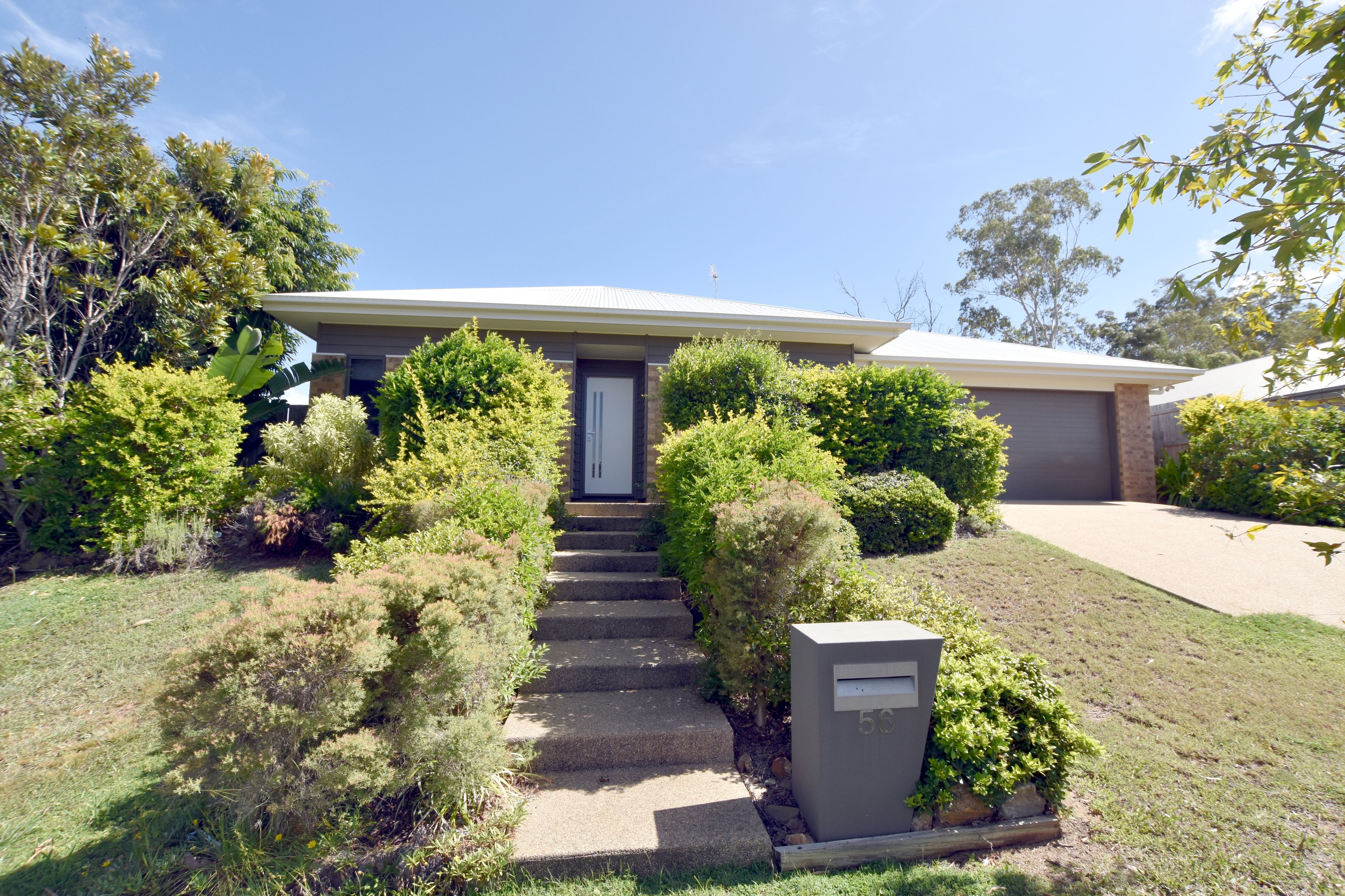 56 Iris Road, Kirkwood, QLD 4680