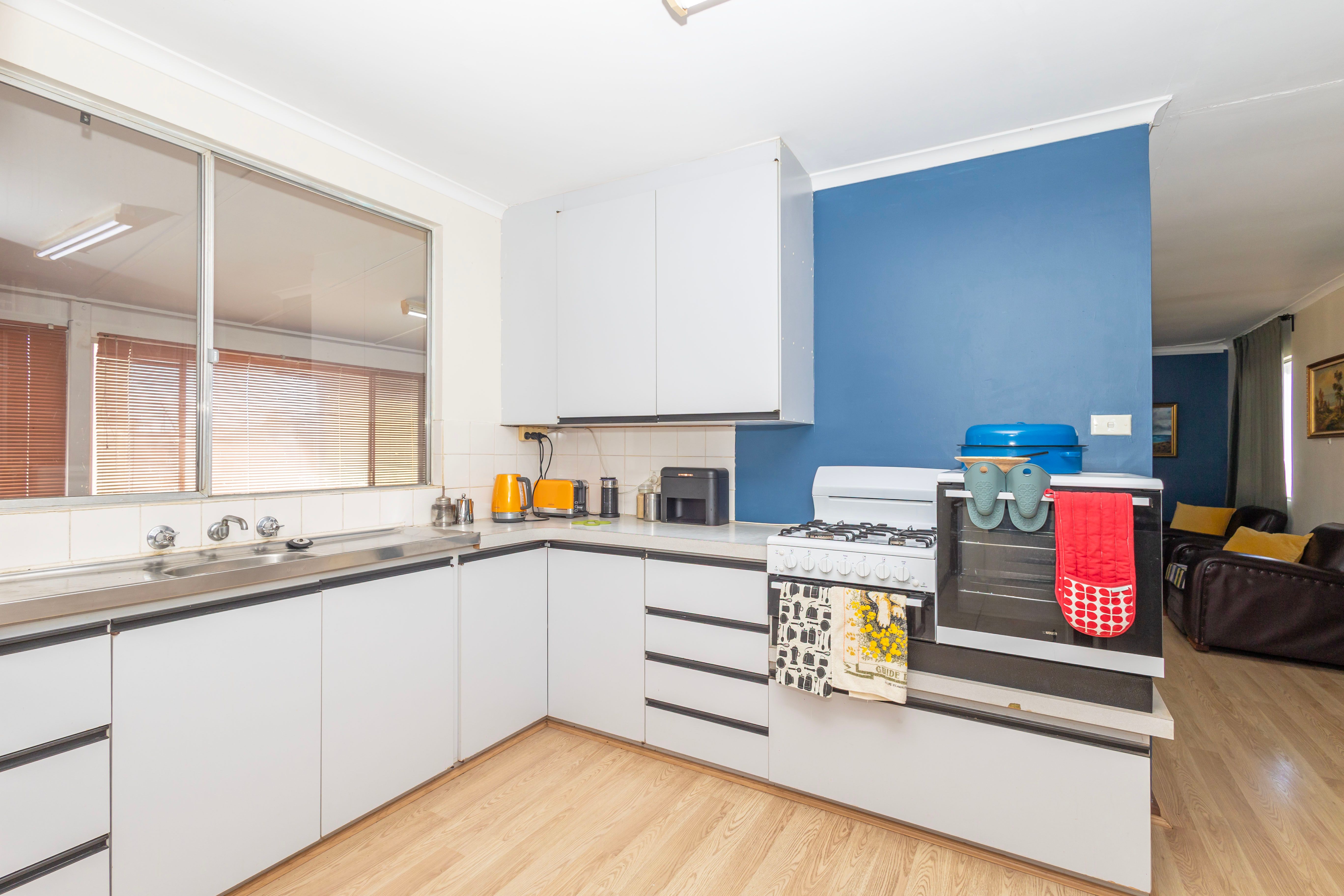 5 Bierman Street, Green Head, WA 6514