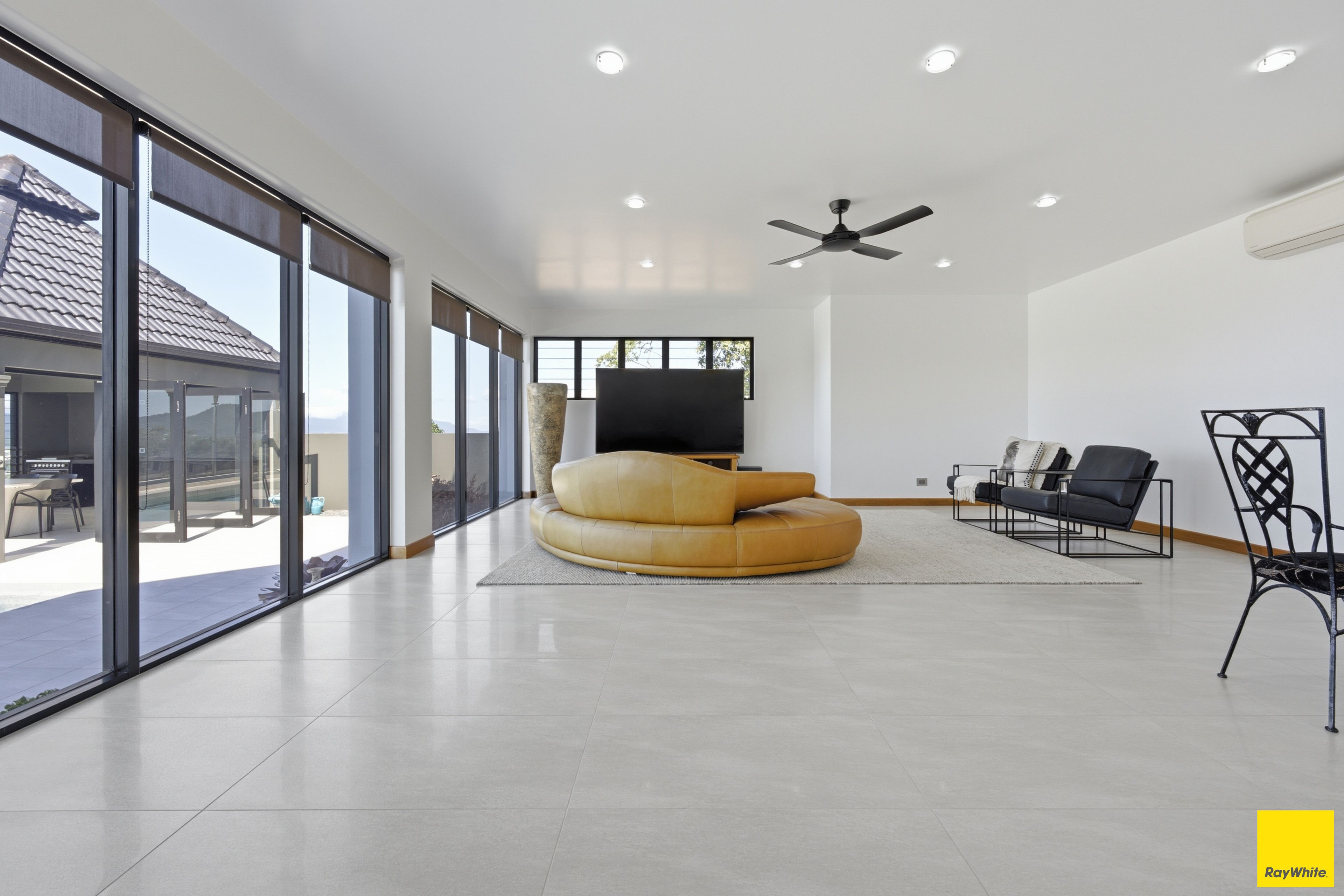 72 Summer Hill Drive — photo 10 of 30