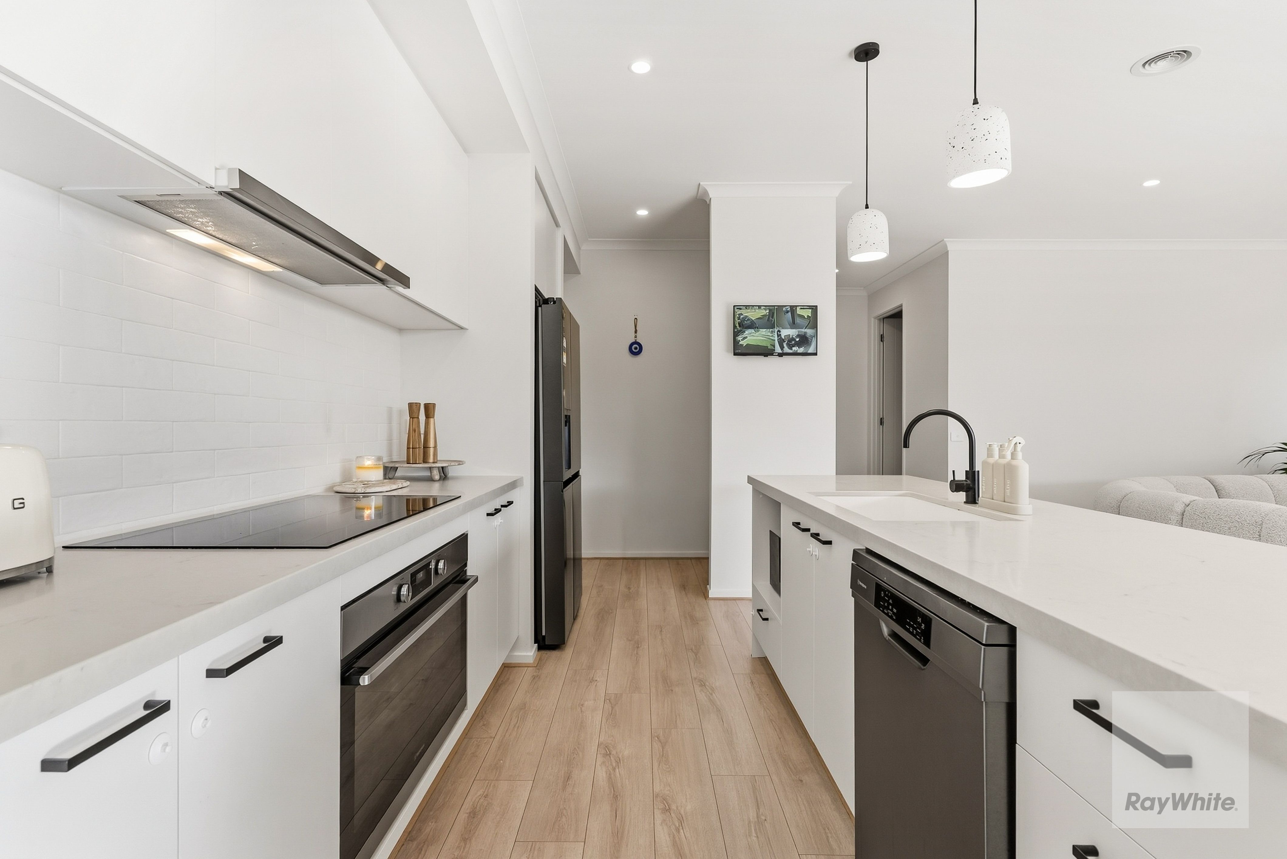 132 License Road — photo 5 of 20