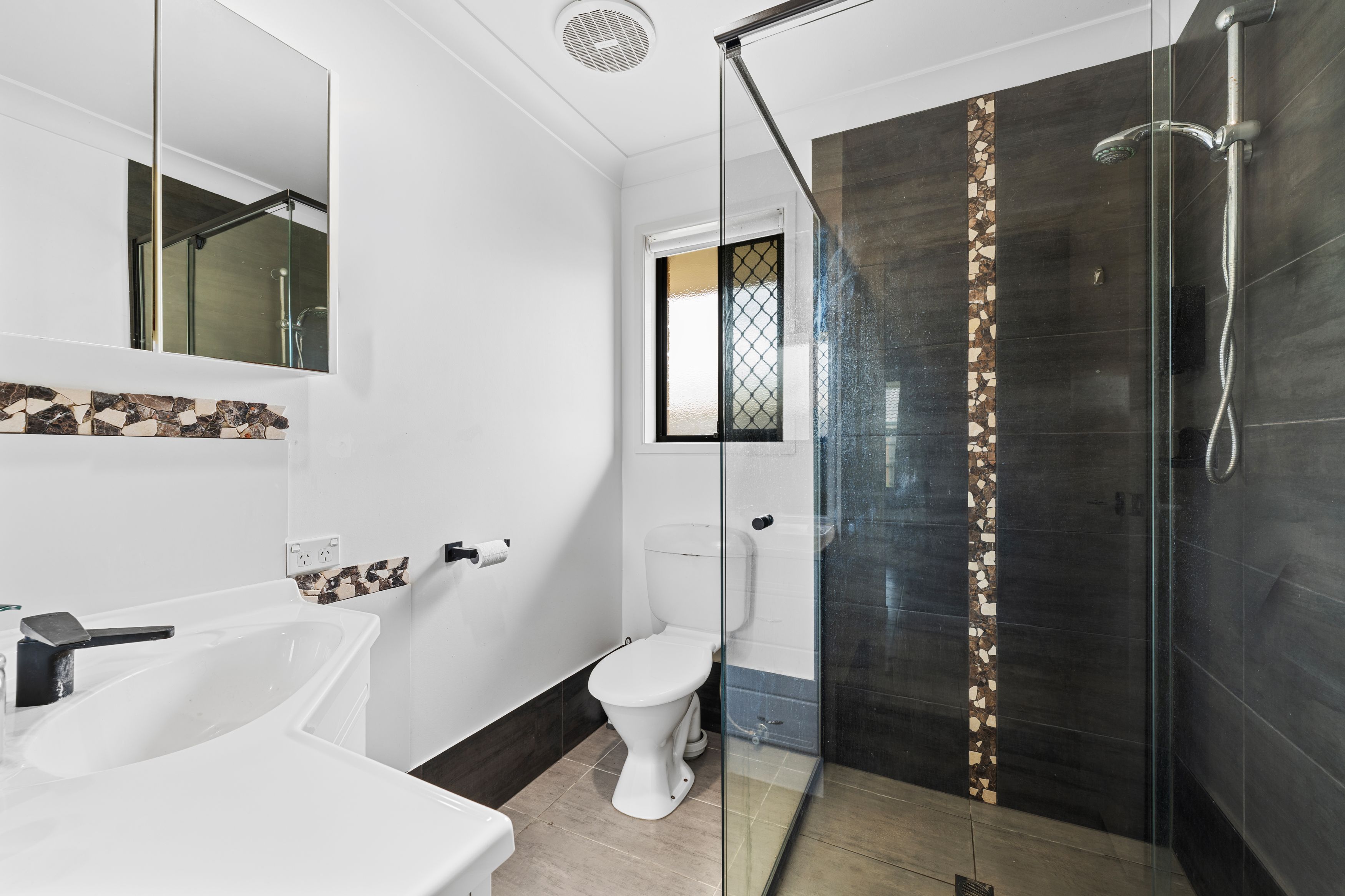8 Breakwater Court — photo 10 of 25