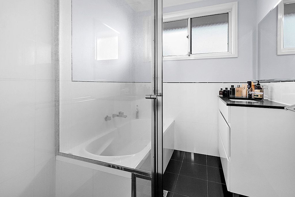 47 Lyrebird, St Clair, NSW 2759 Leased House St Marys & St Clair Real Estate Agents Ray