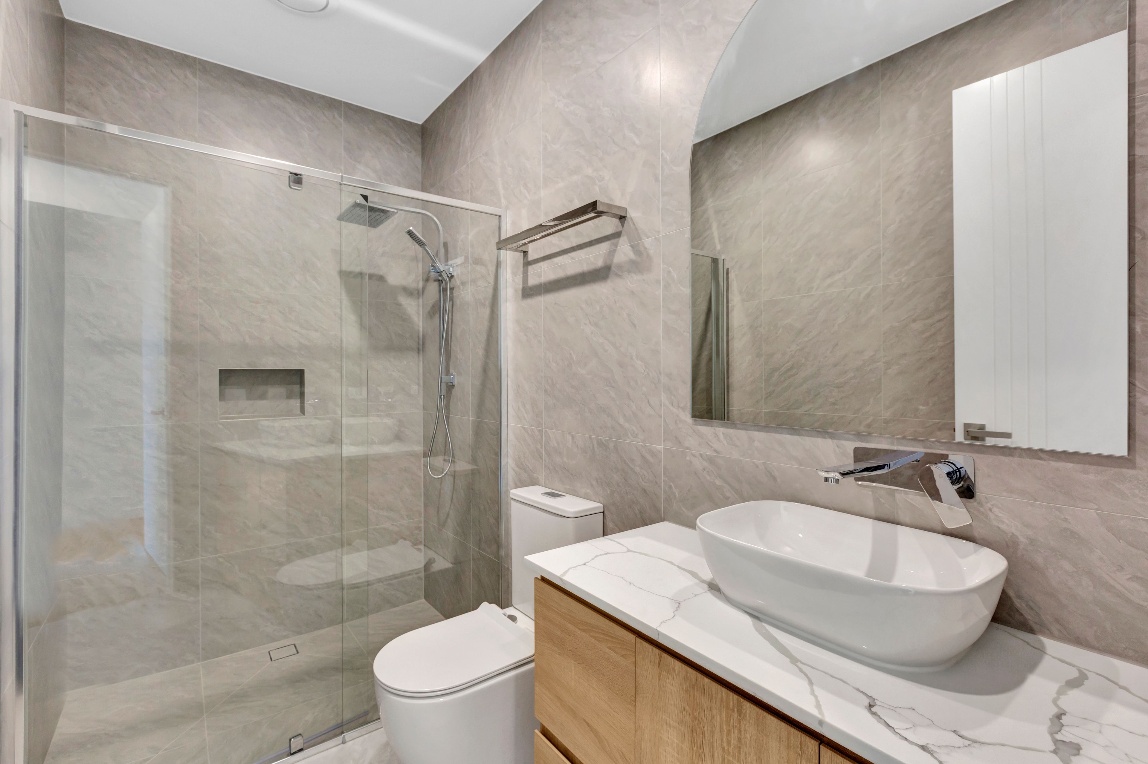 416E Gaffney Street — photo 6 of 10