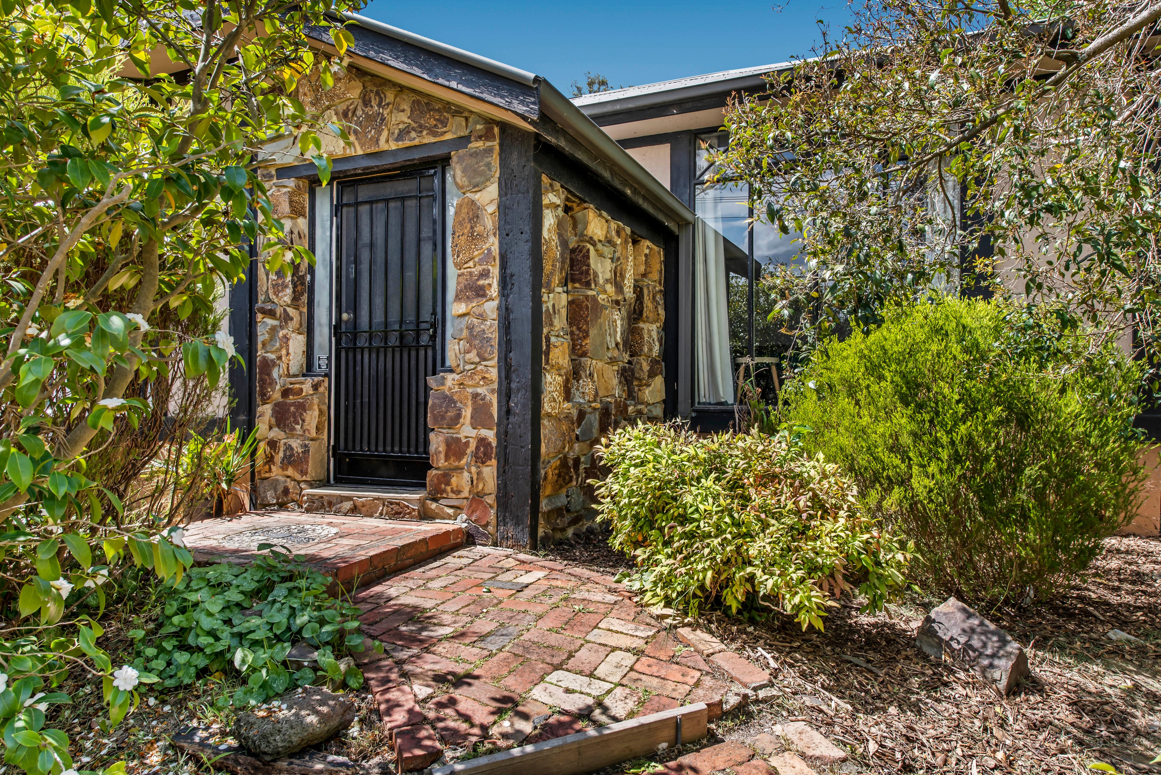 12 Bonnie View Road, Croydon North, VIC 3136