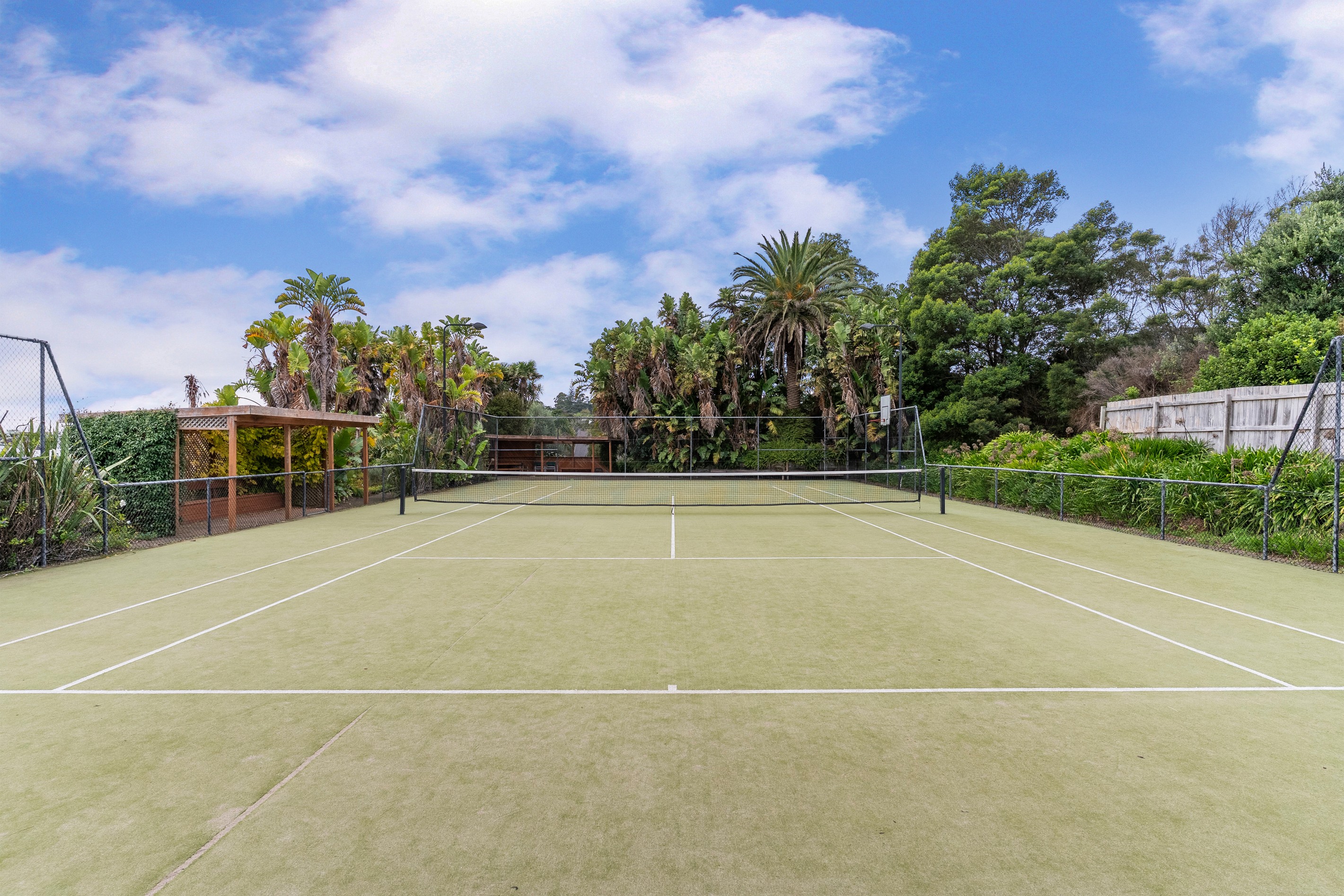 9 The Knoll, Greenhithe, North Shore City