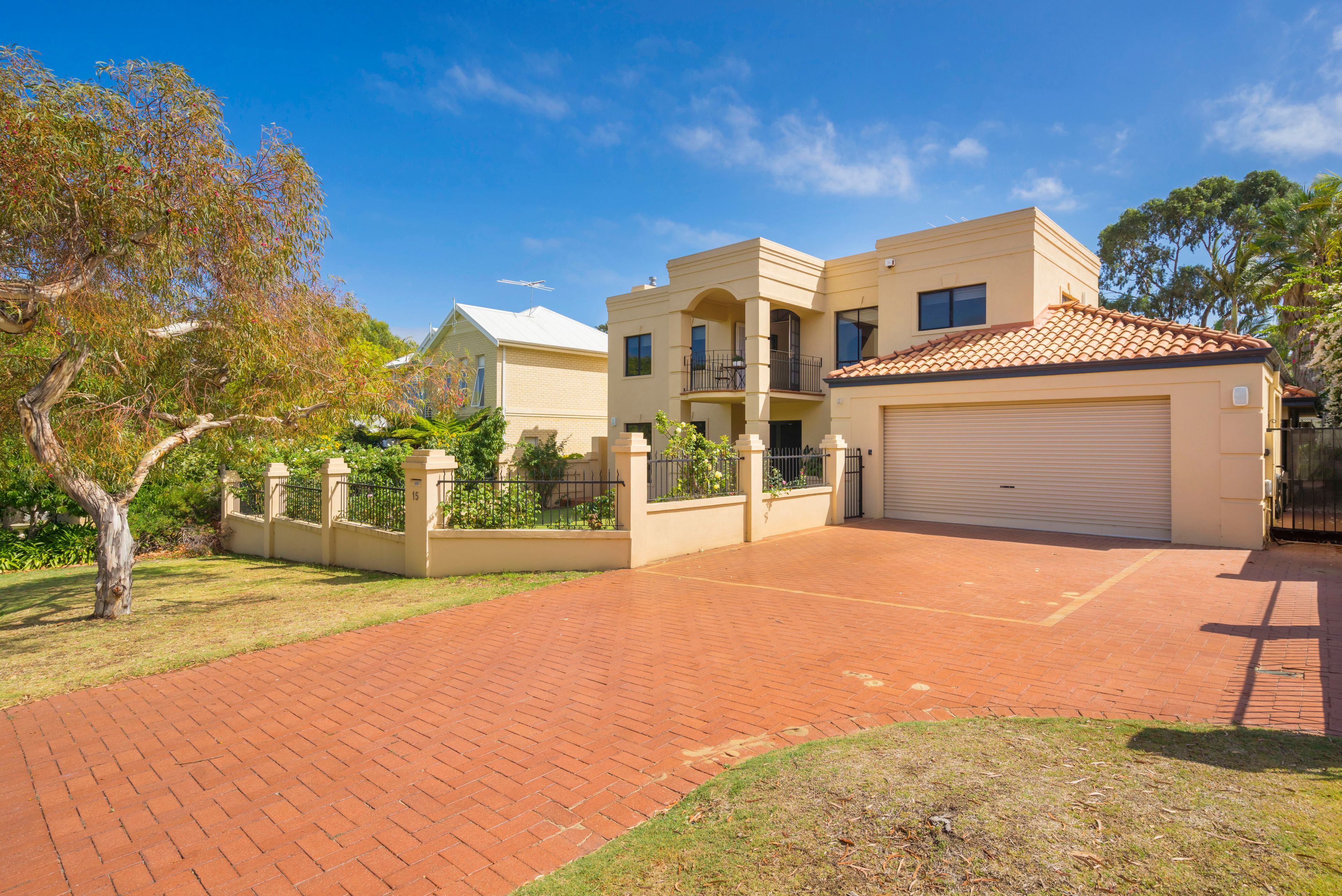 15 Watt Street, Swanbourne, WA 6010