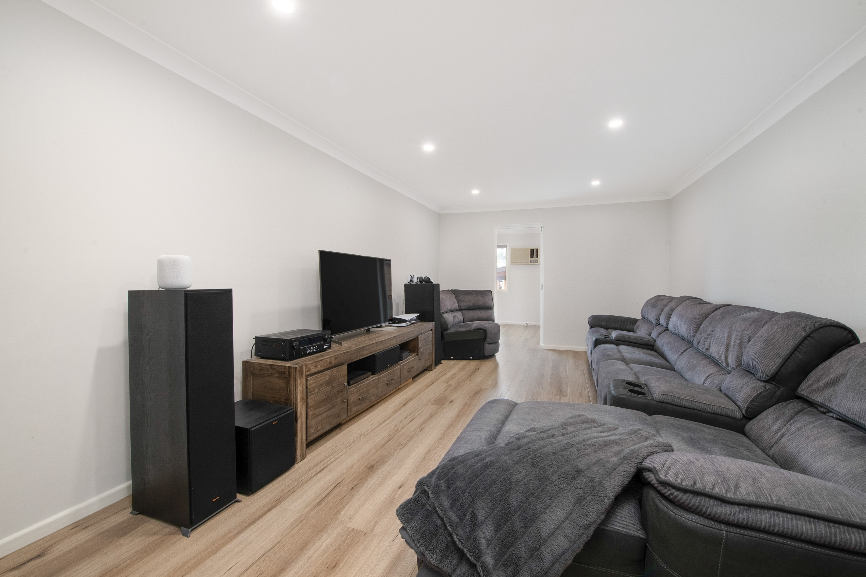 4 Fleece Close, St Clair, NSW 2759