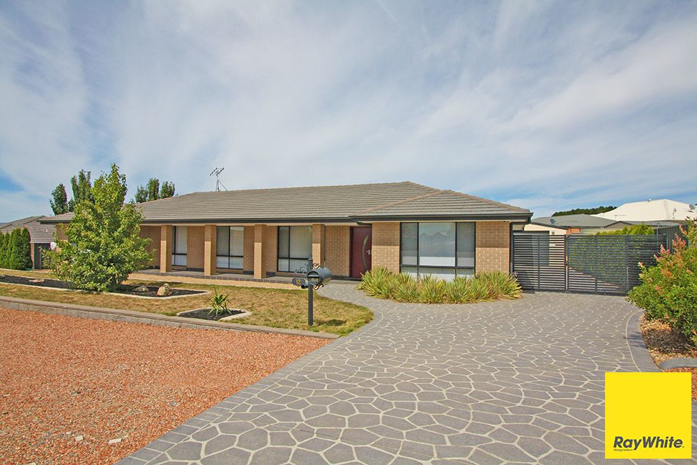 12 Simms Drive