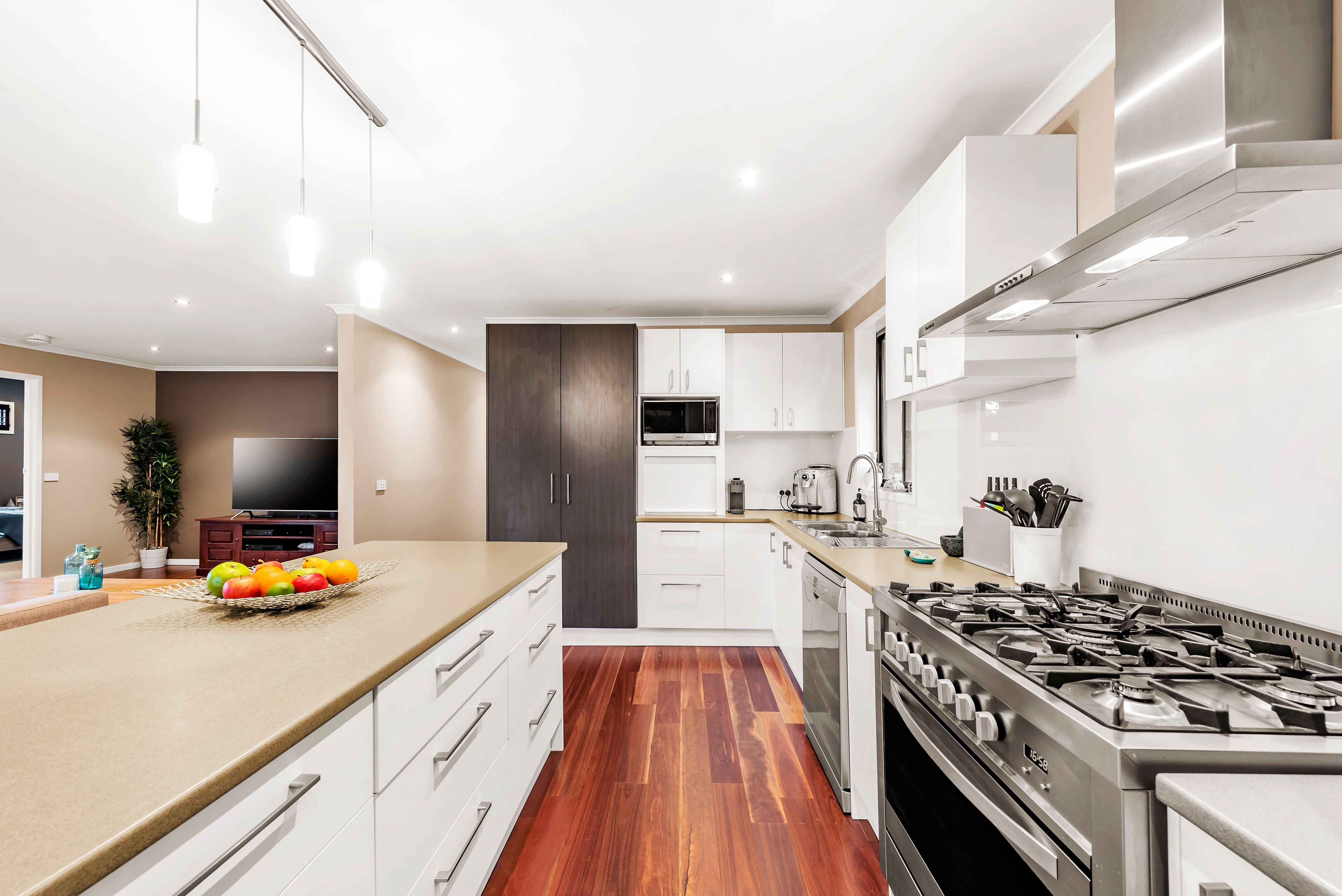 11 Raheen Avenue, Wantirna, VIC 3152
