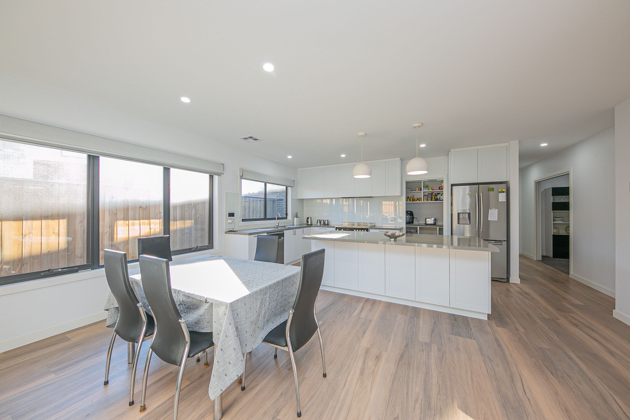 102 Carora Circuit, Clyde North, VIC 3978