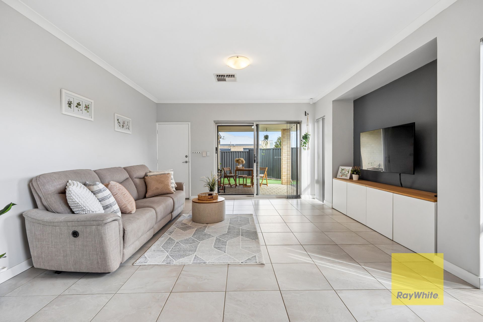 97 Holdsworth Avenue — photo 10 of 30