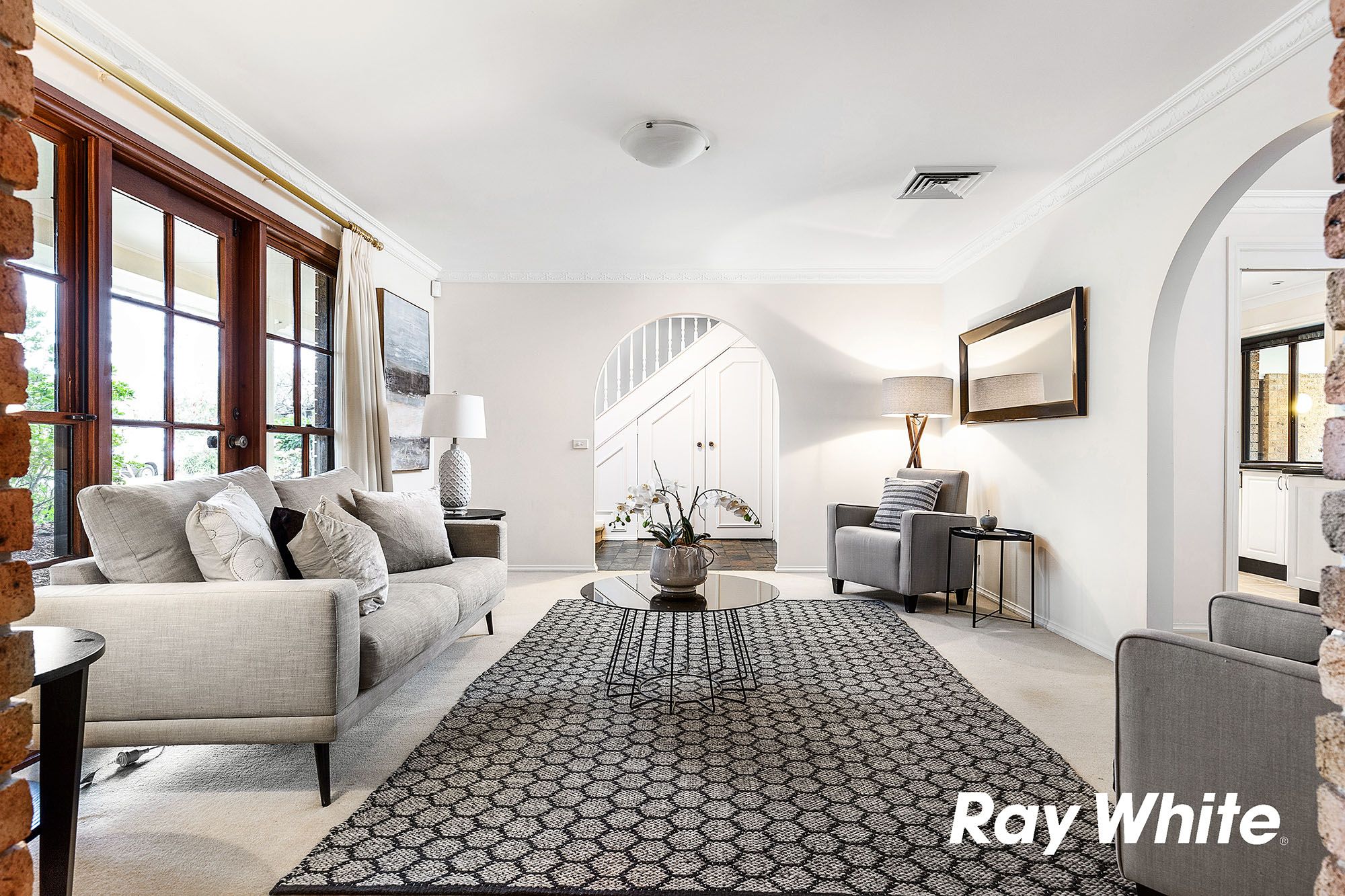 27 Chiltern Crescent, Castle Hill, NSW 2154
