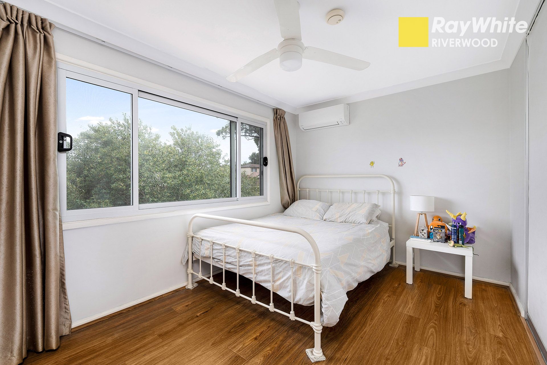 2 Sparkes Avenue — photo 6 of 11