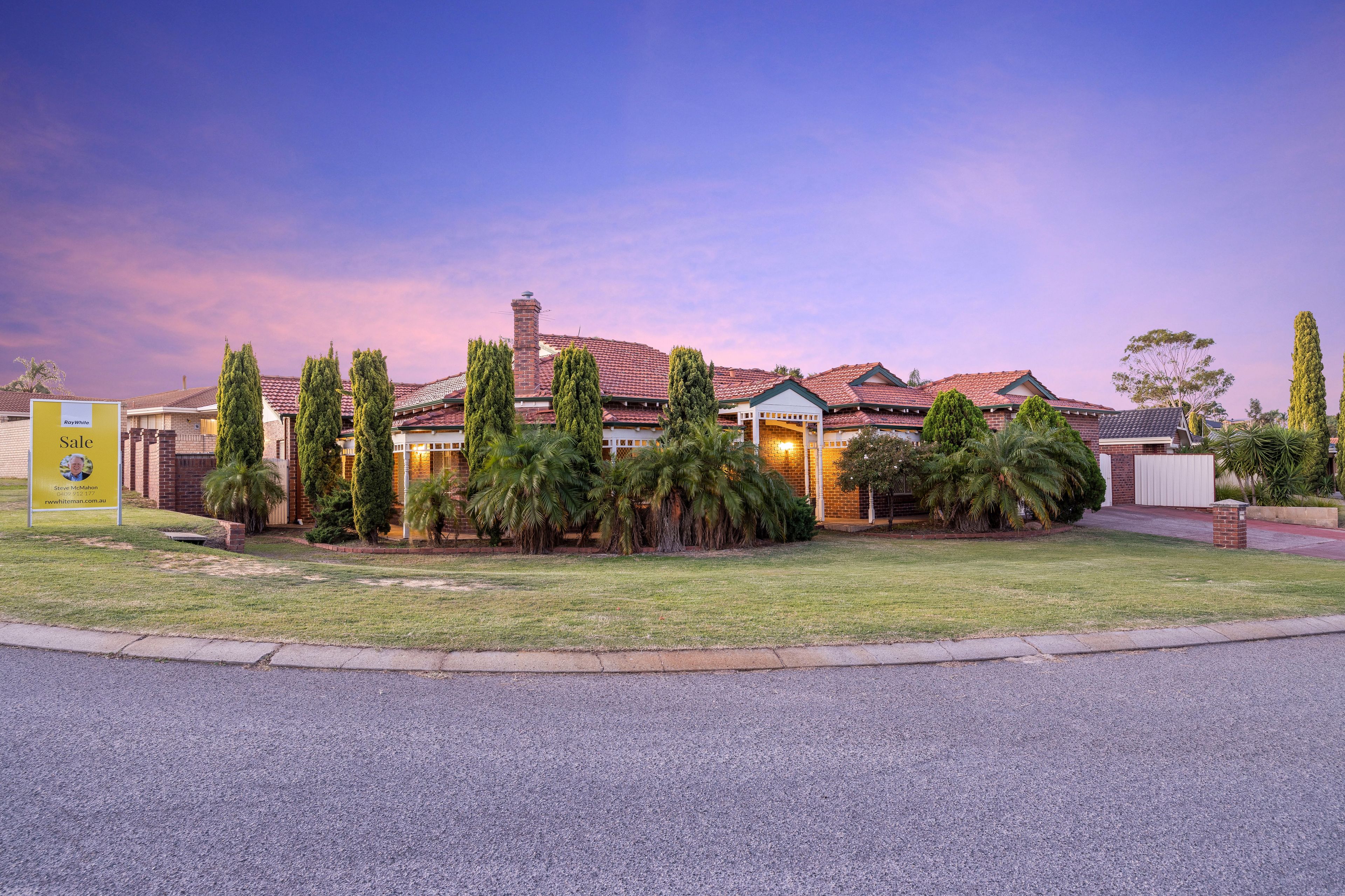 1 Anchor Close, Ballajura, WA 6066