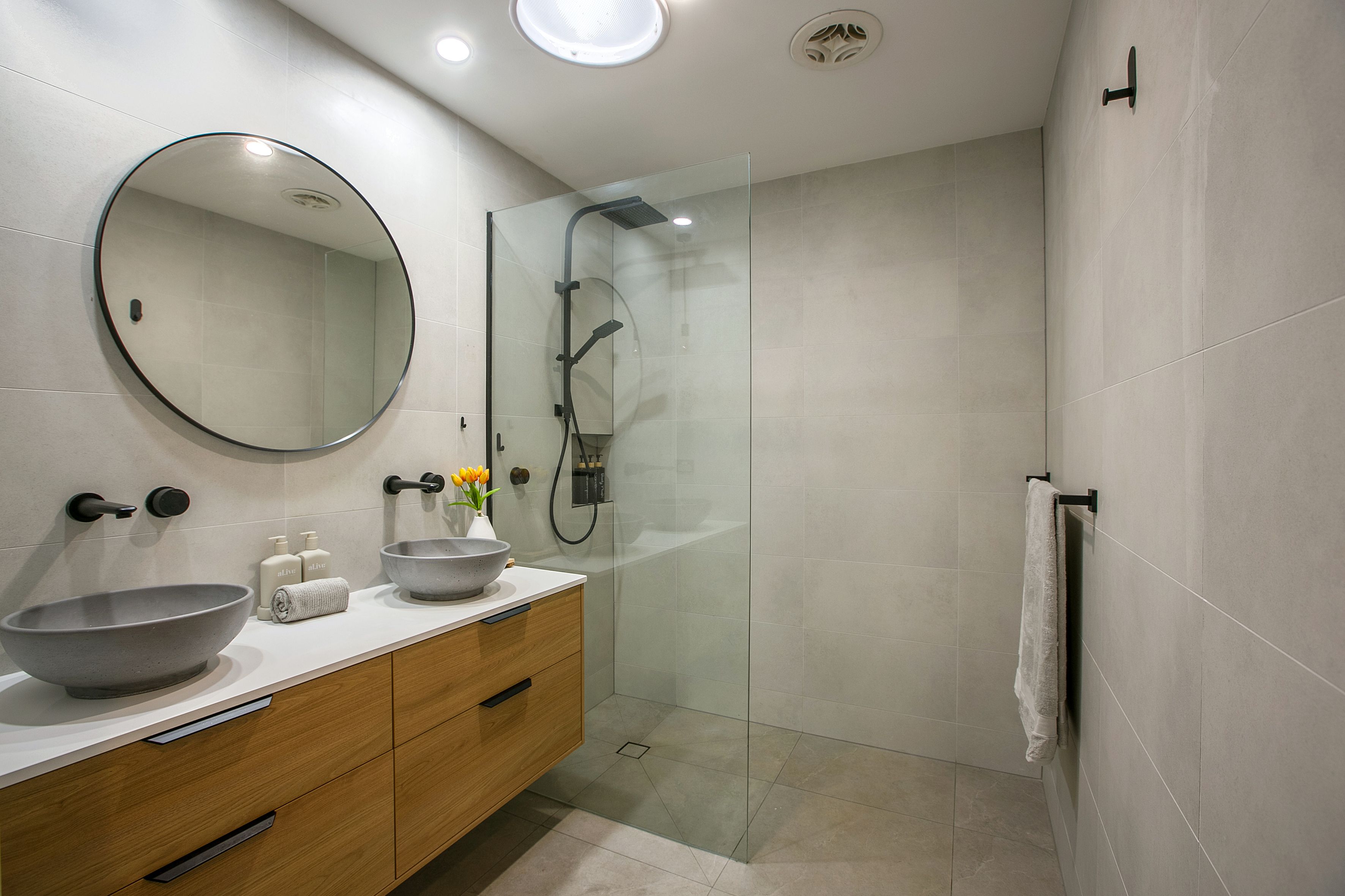 64 Elinda Place — photo 13 of 19