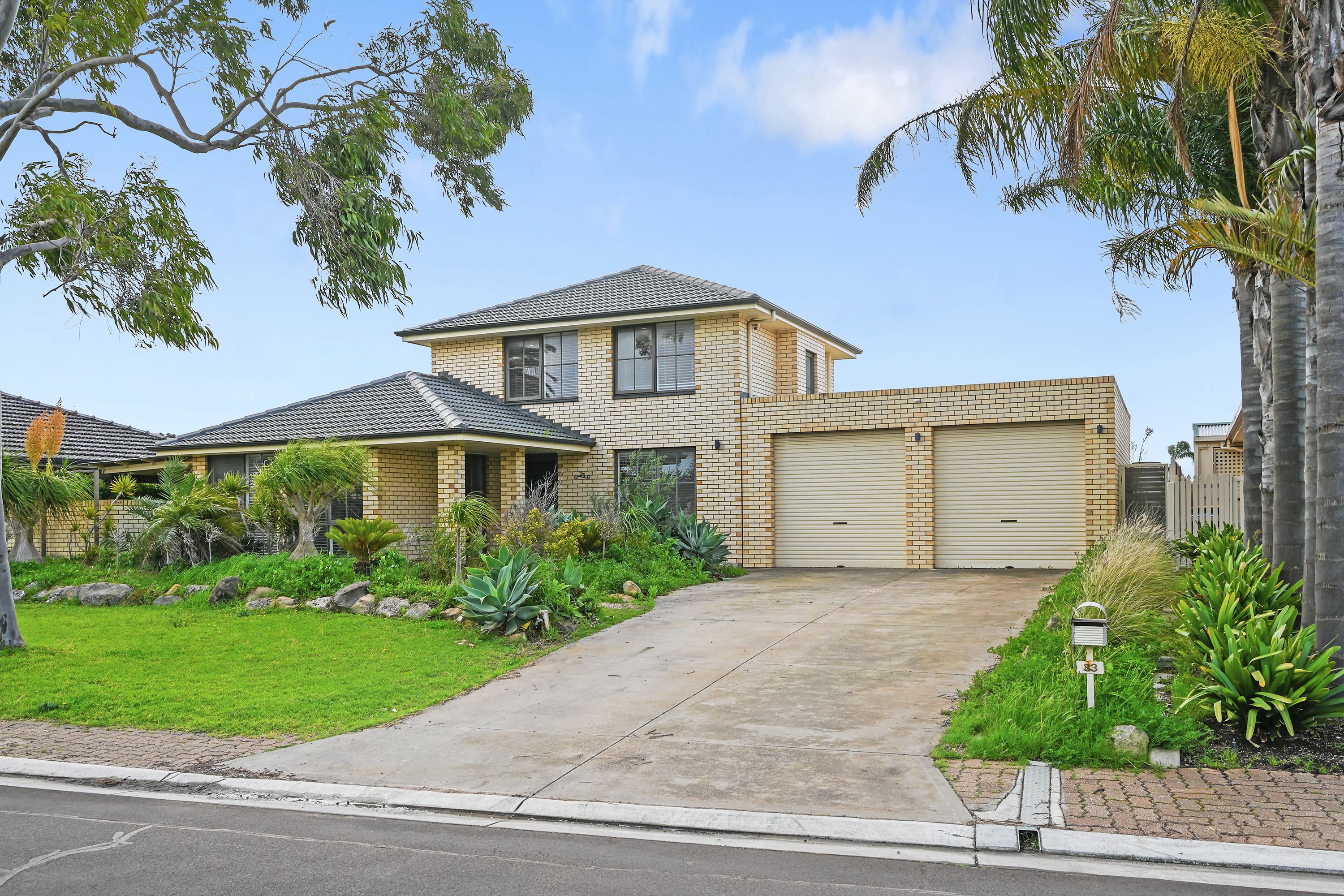 33 Seaspray Avenue, North Haven, SA 5018