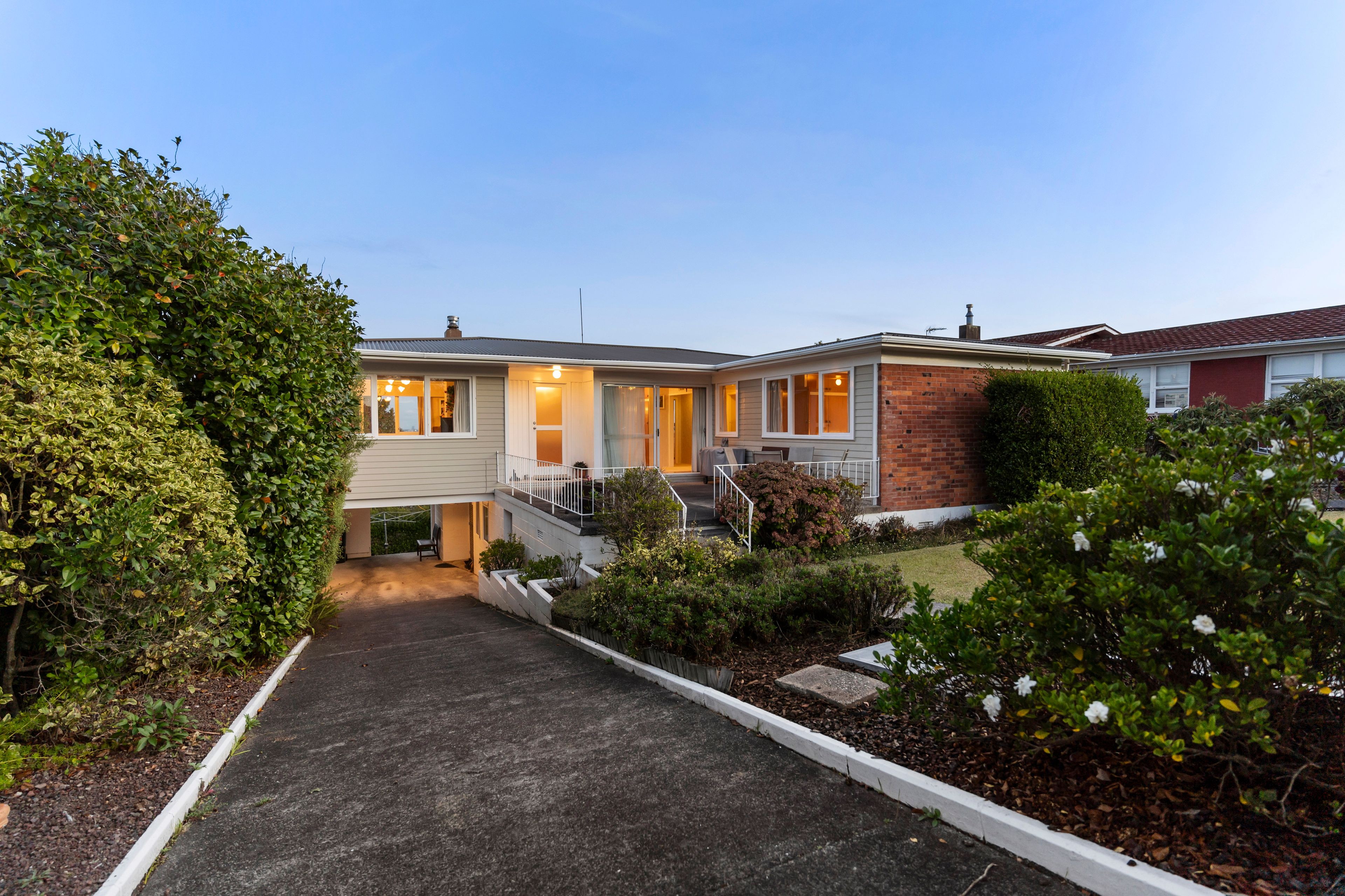 23 Marcel Place, Glenfield, North Shore City