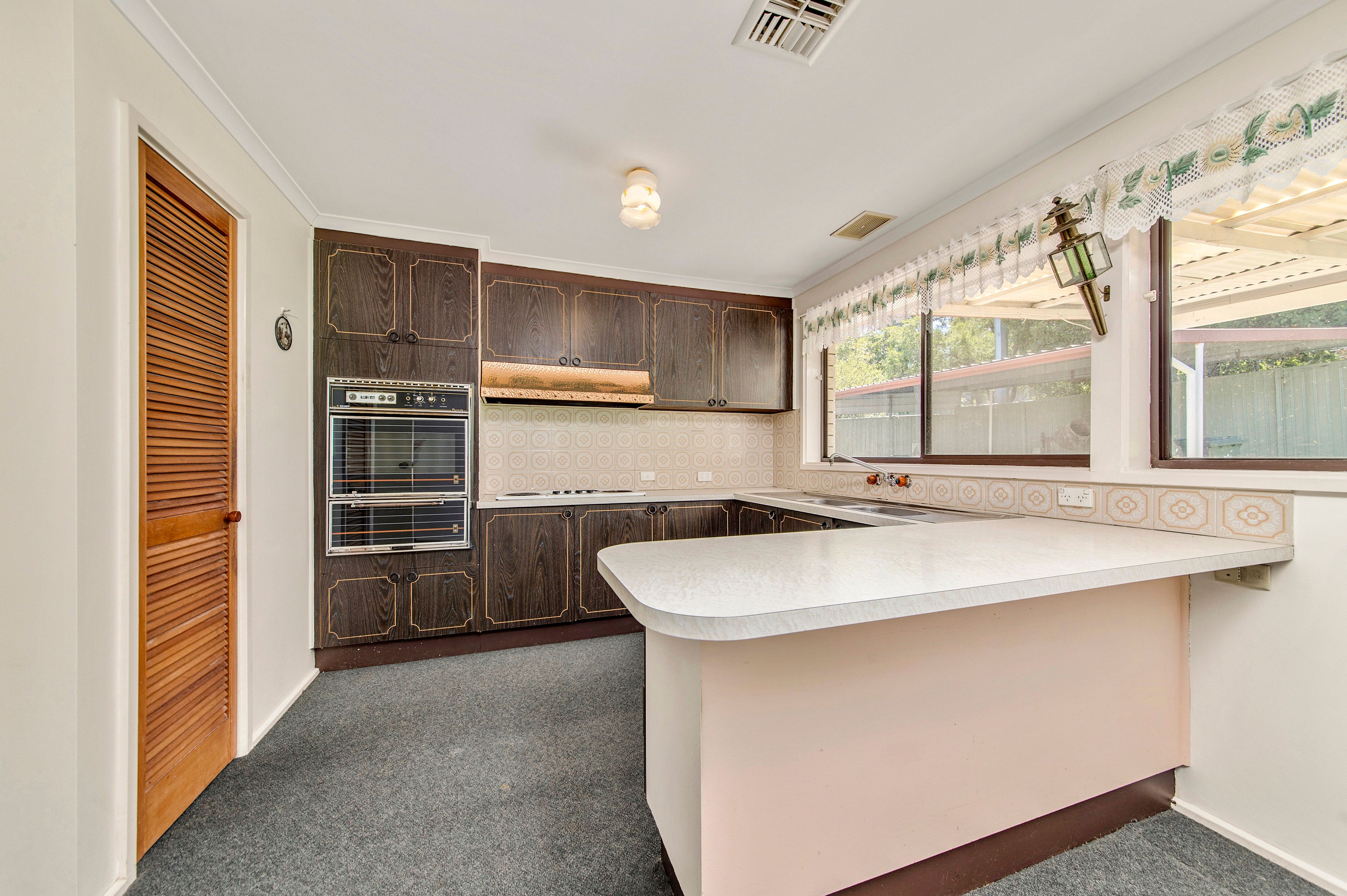 41 Summerland Circuit, Kambah, ACT 2902