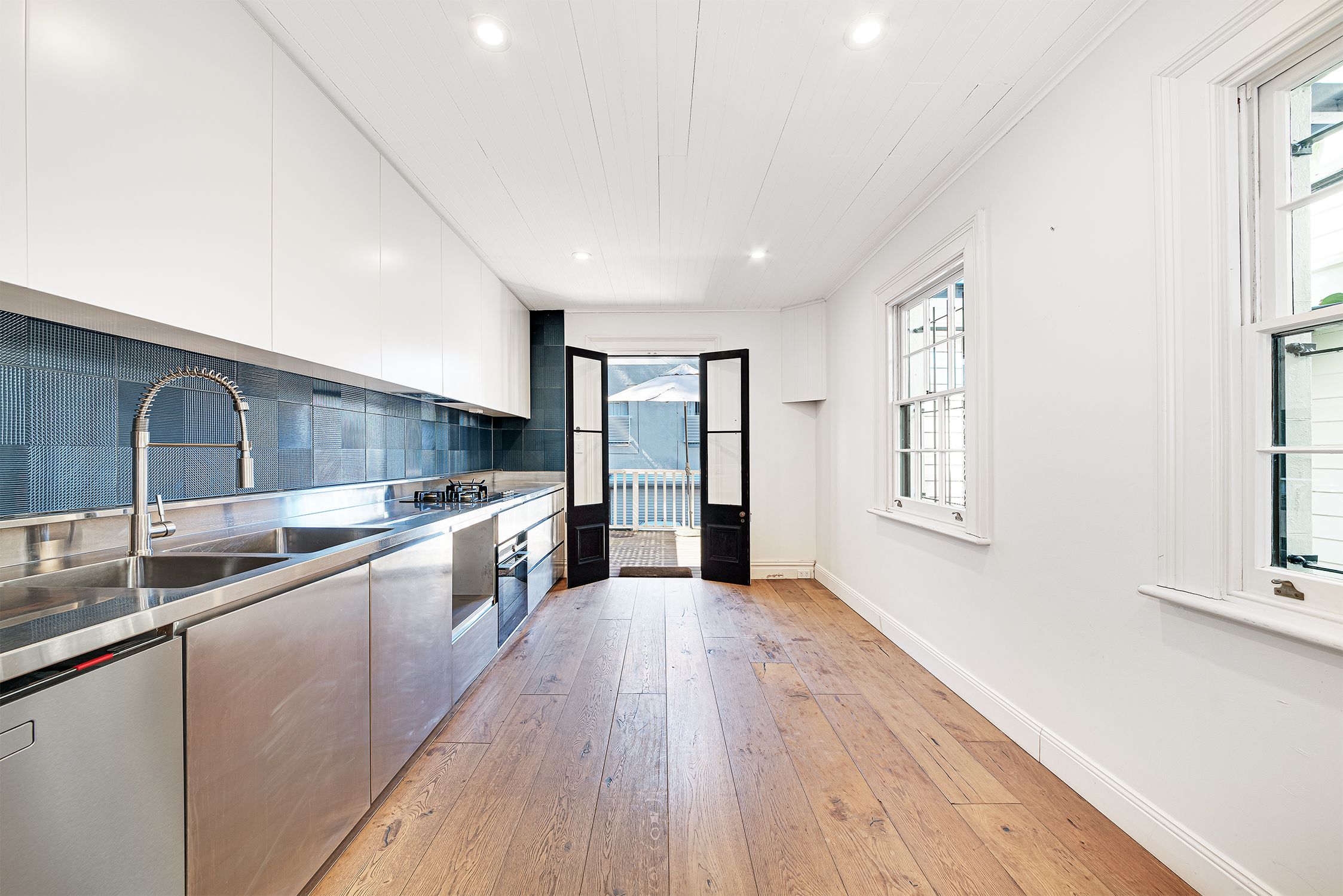 402 Bourke Street — photo 12 of 18