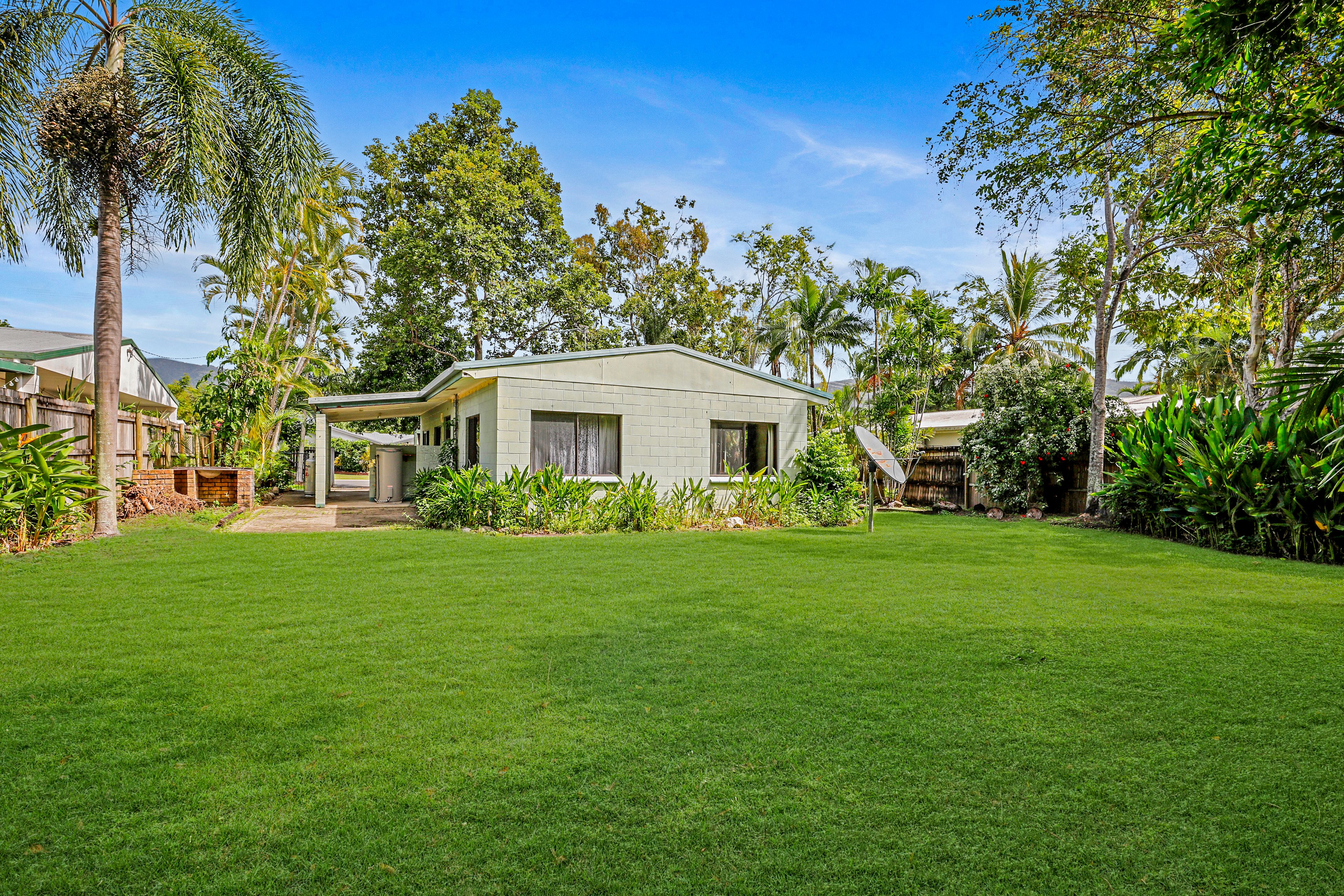 32 Starling Street, Kewarra Beach, QLD 4879