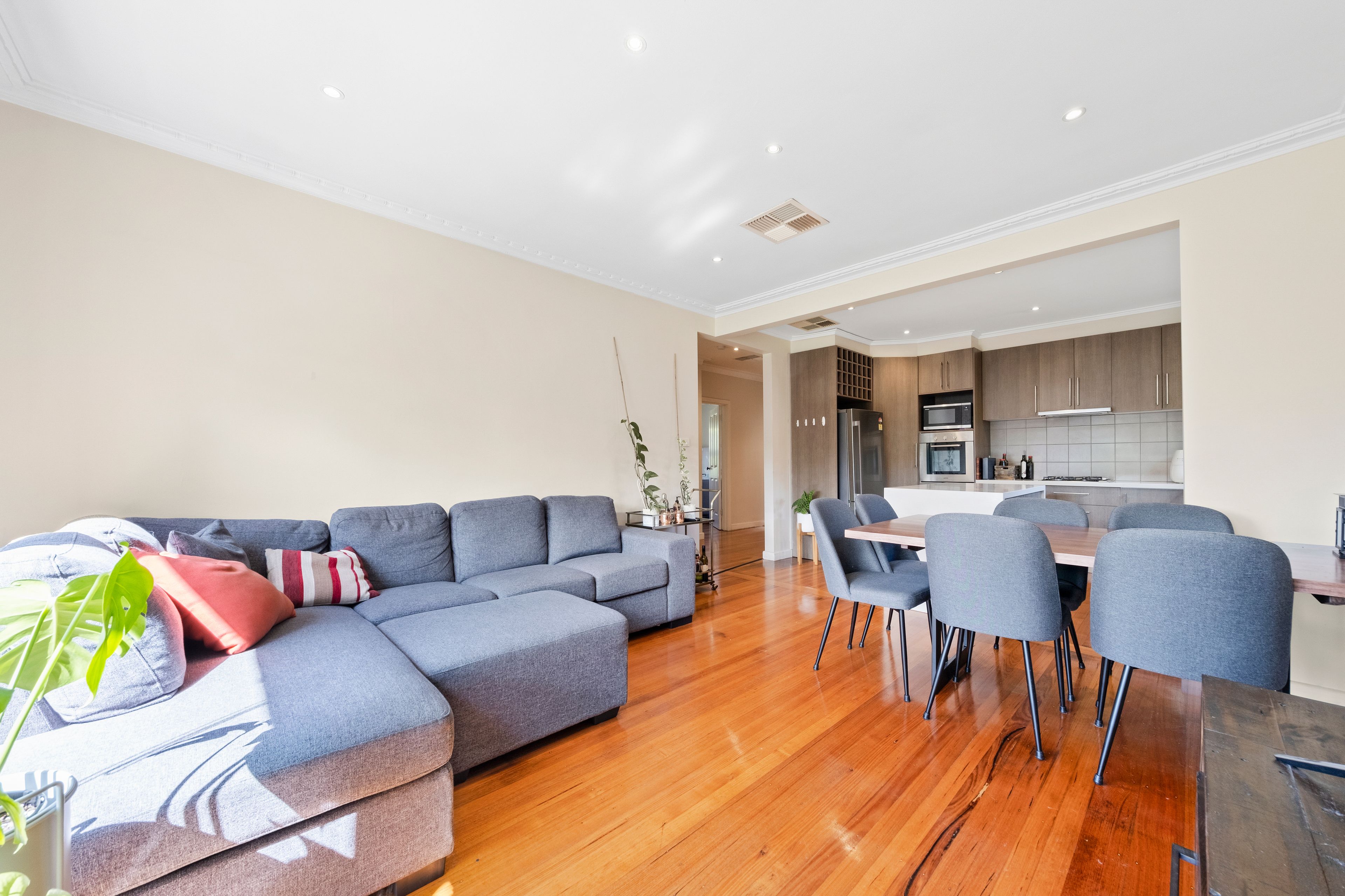 22 Mallawa Street, Clayton South VIC 3169