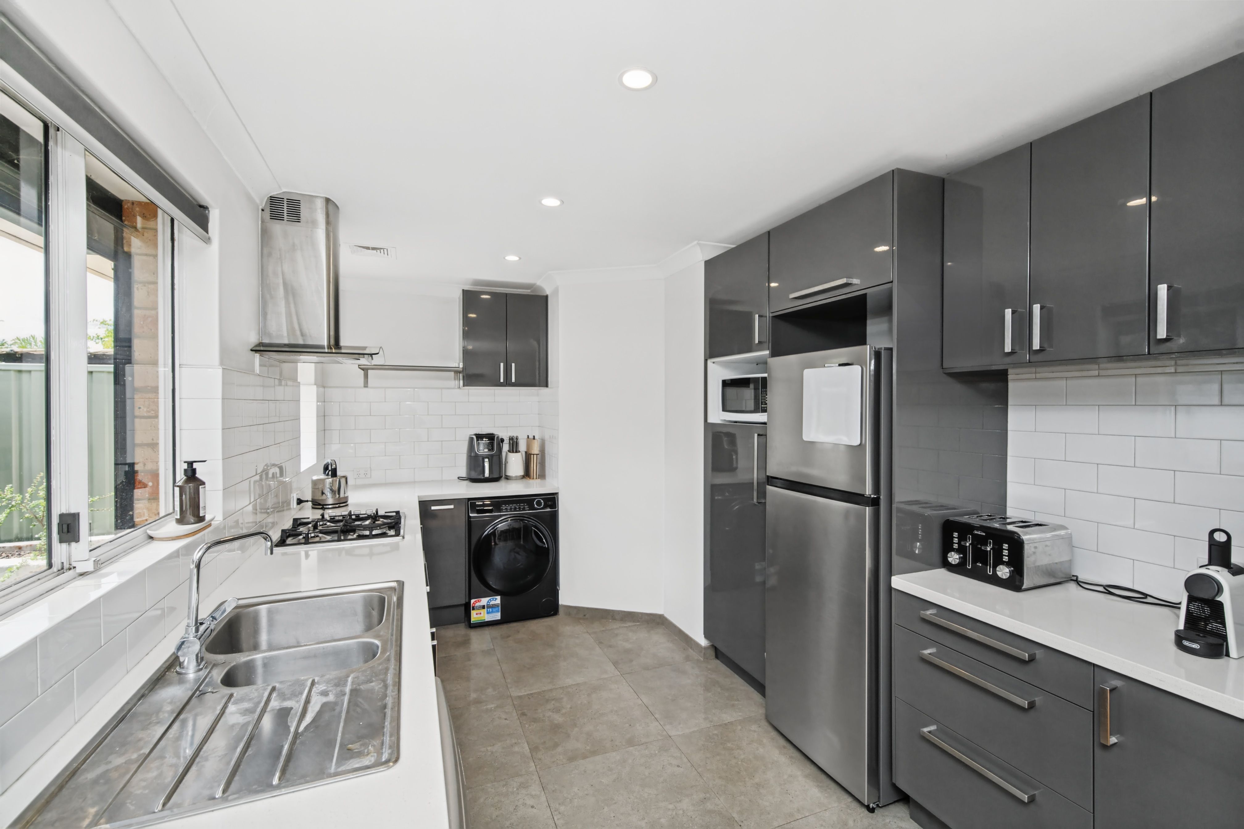 2/28 Little Walcott Street — photo 8 of 21