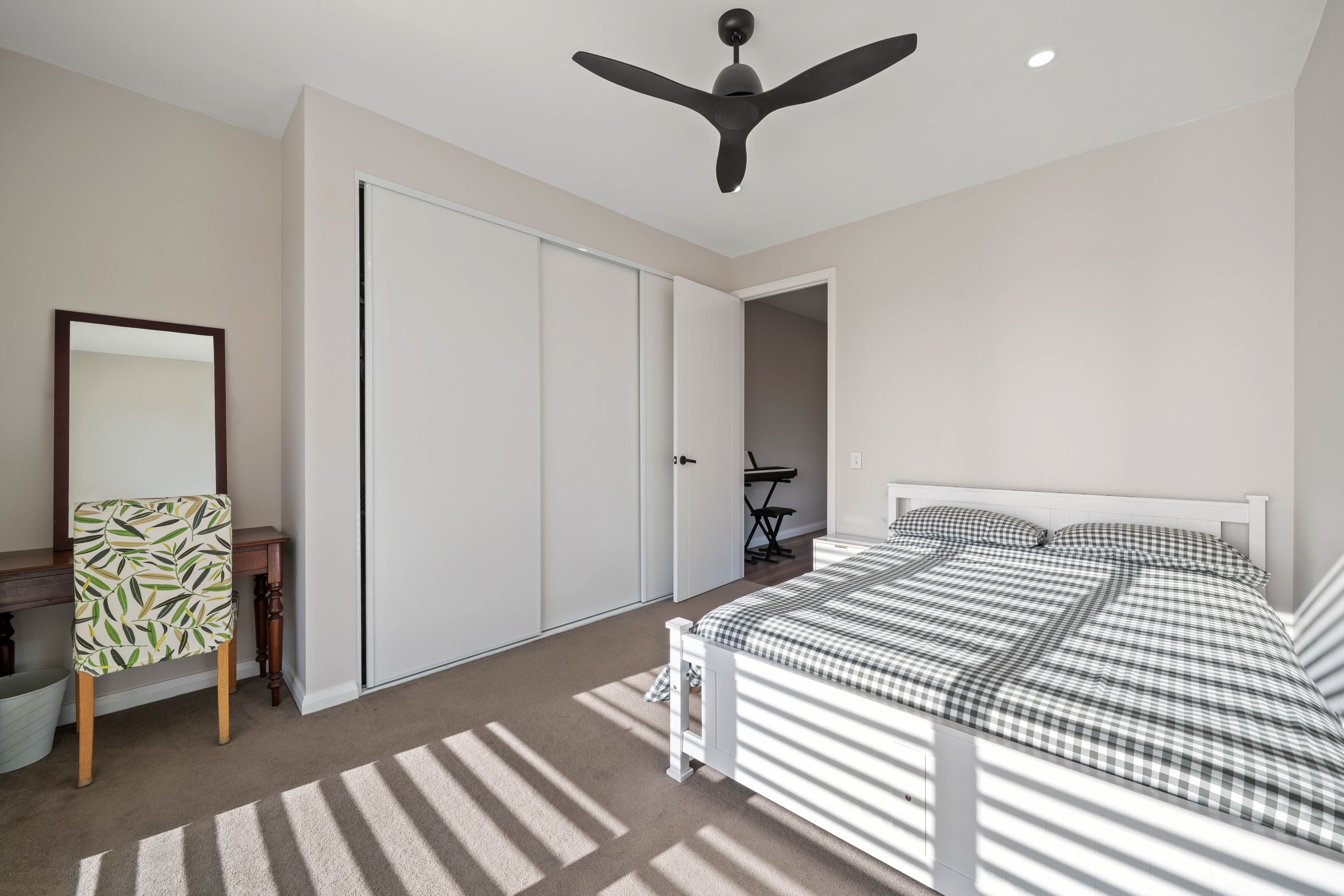 7 Lomandra Street — photo 13 of 30