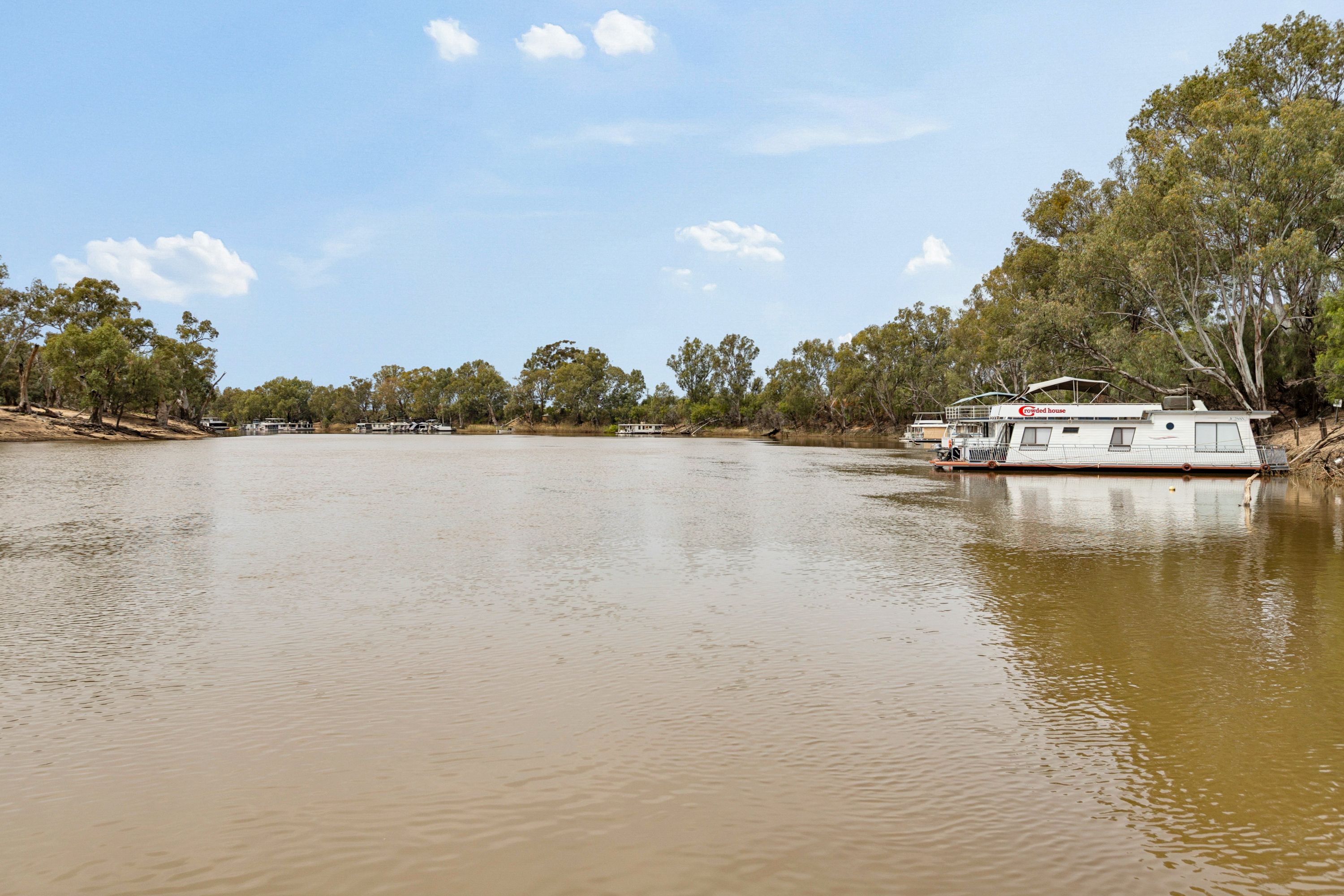 0 "The Bardy" Houseboat — photo 30 of 30