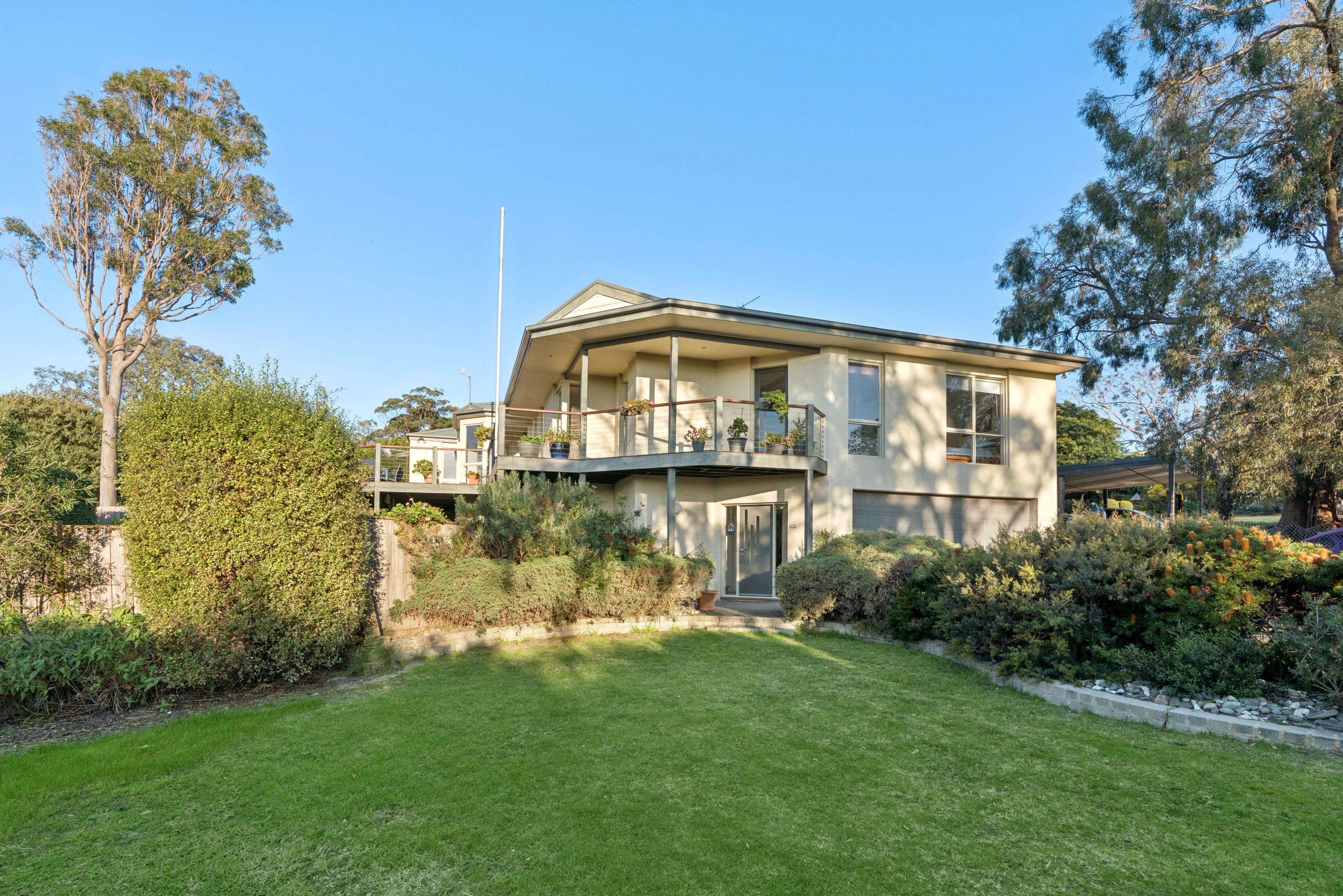 1 Nullawarre Avenue — photo from Ray White Rosebud