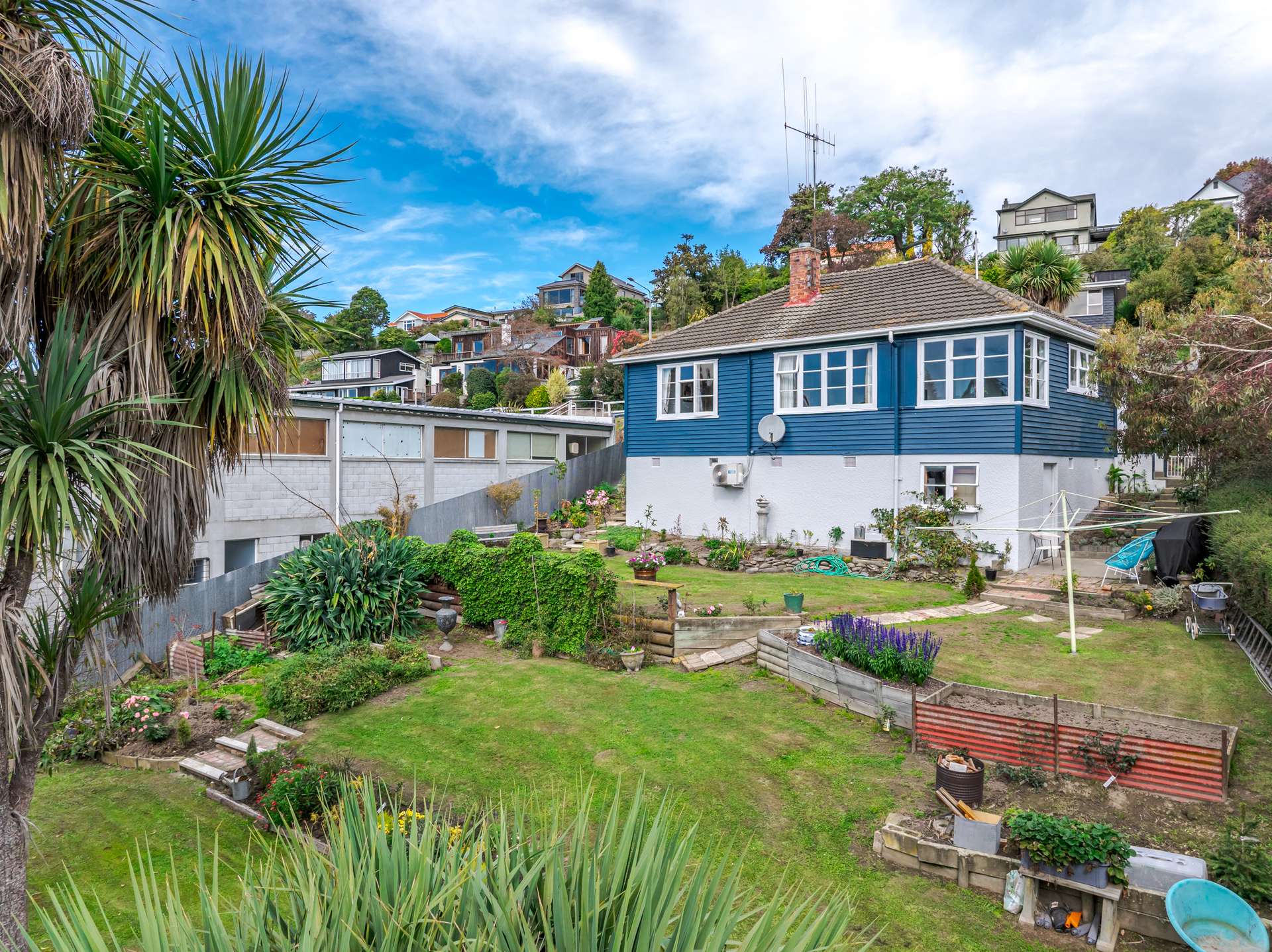 121 Douglas Street photo 24