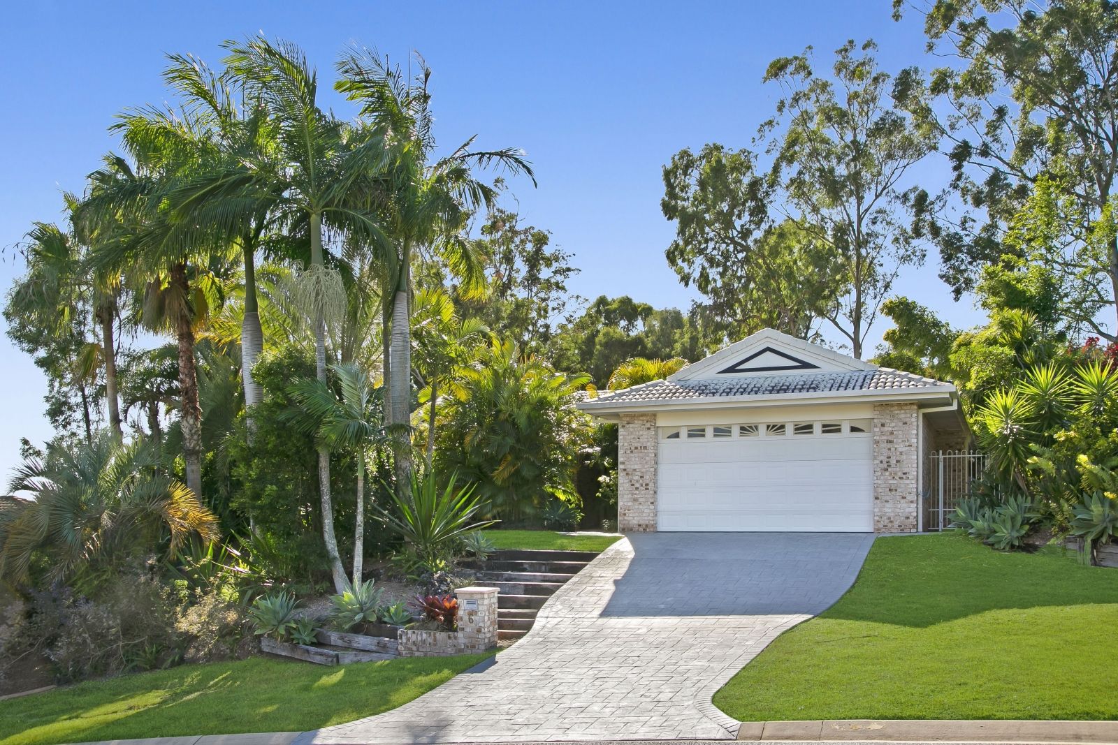6 Strathford Court, Parkwood QLD 4214