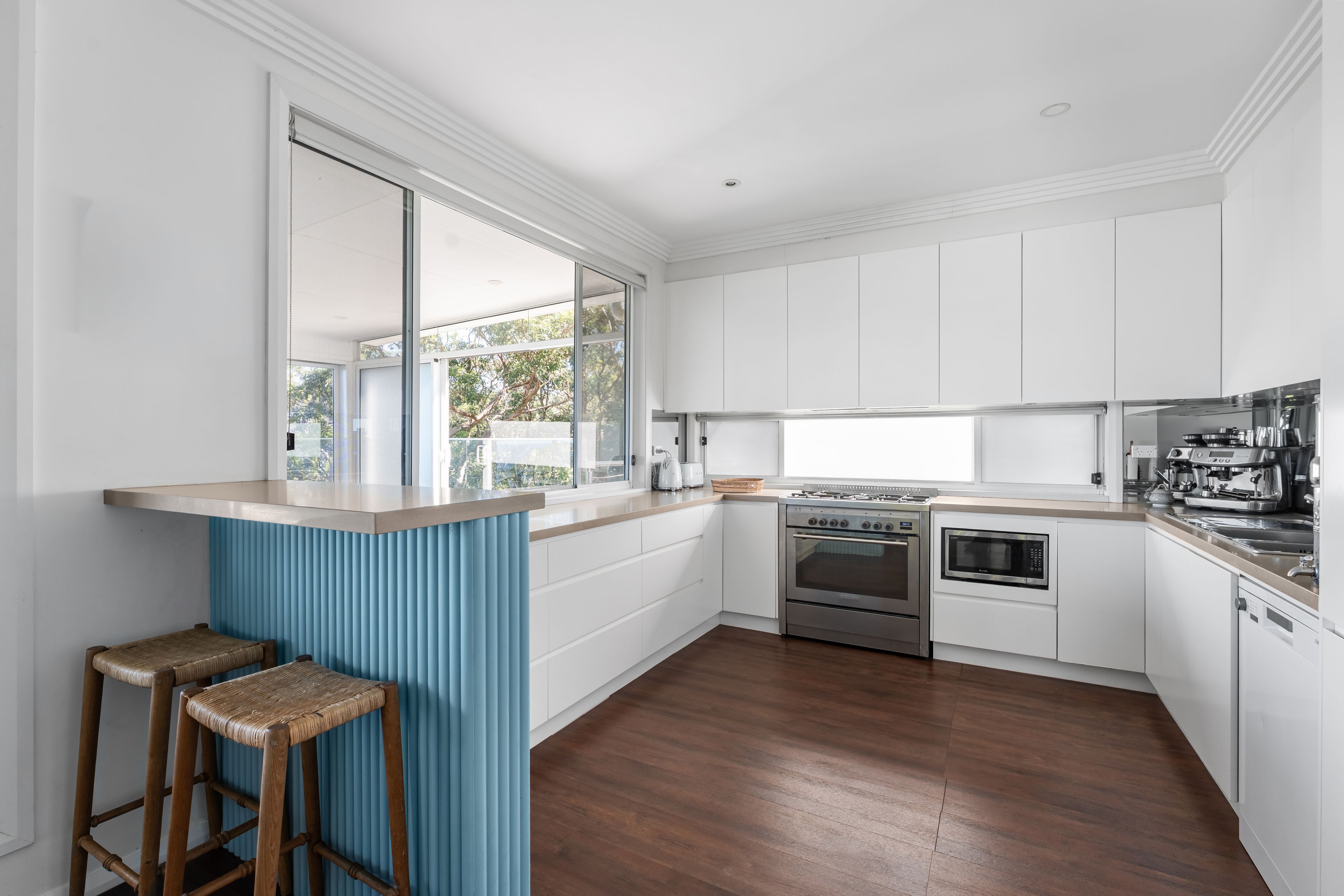 6 Lawrence Hargrave Drive — photo 6 of 25