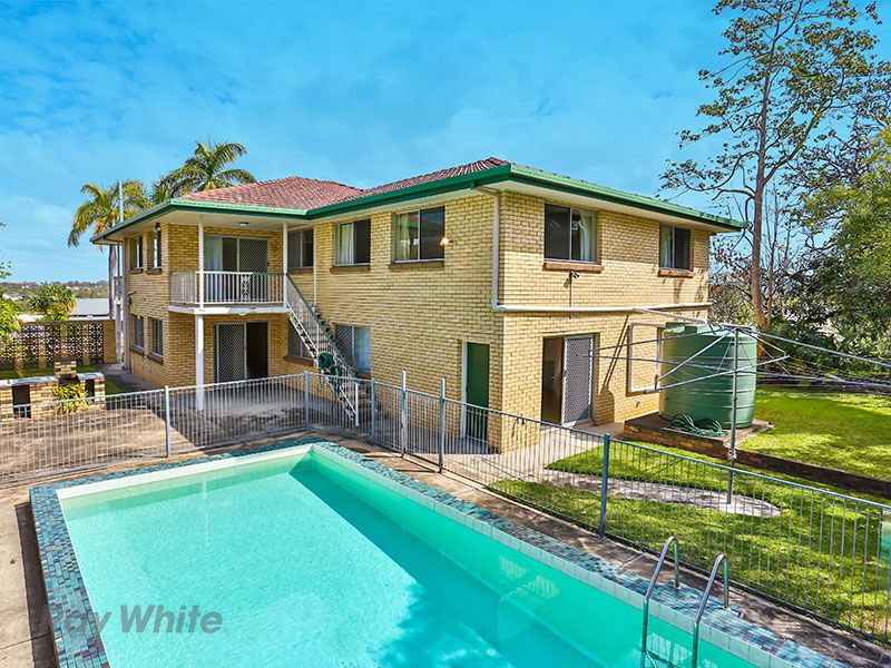 34 Sixth Avenue, Windsor, QLD 4030