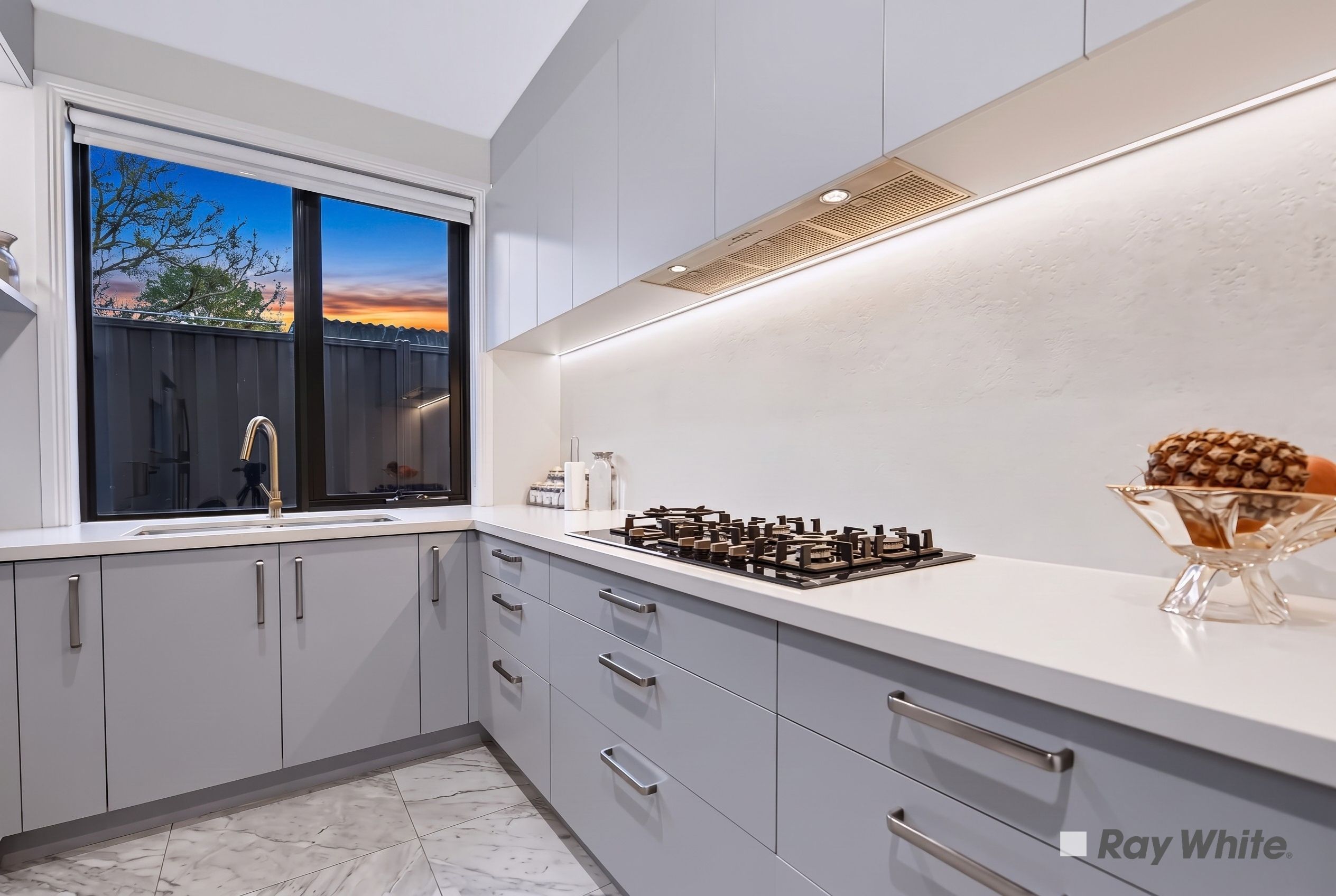 8 Mclean Crescent — photo 25 of 30