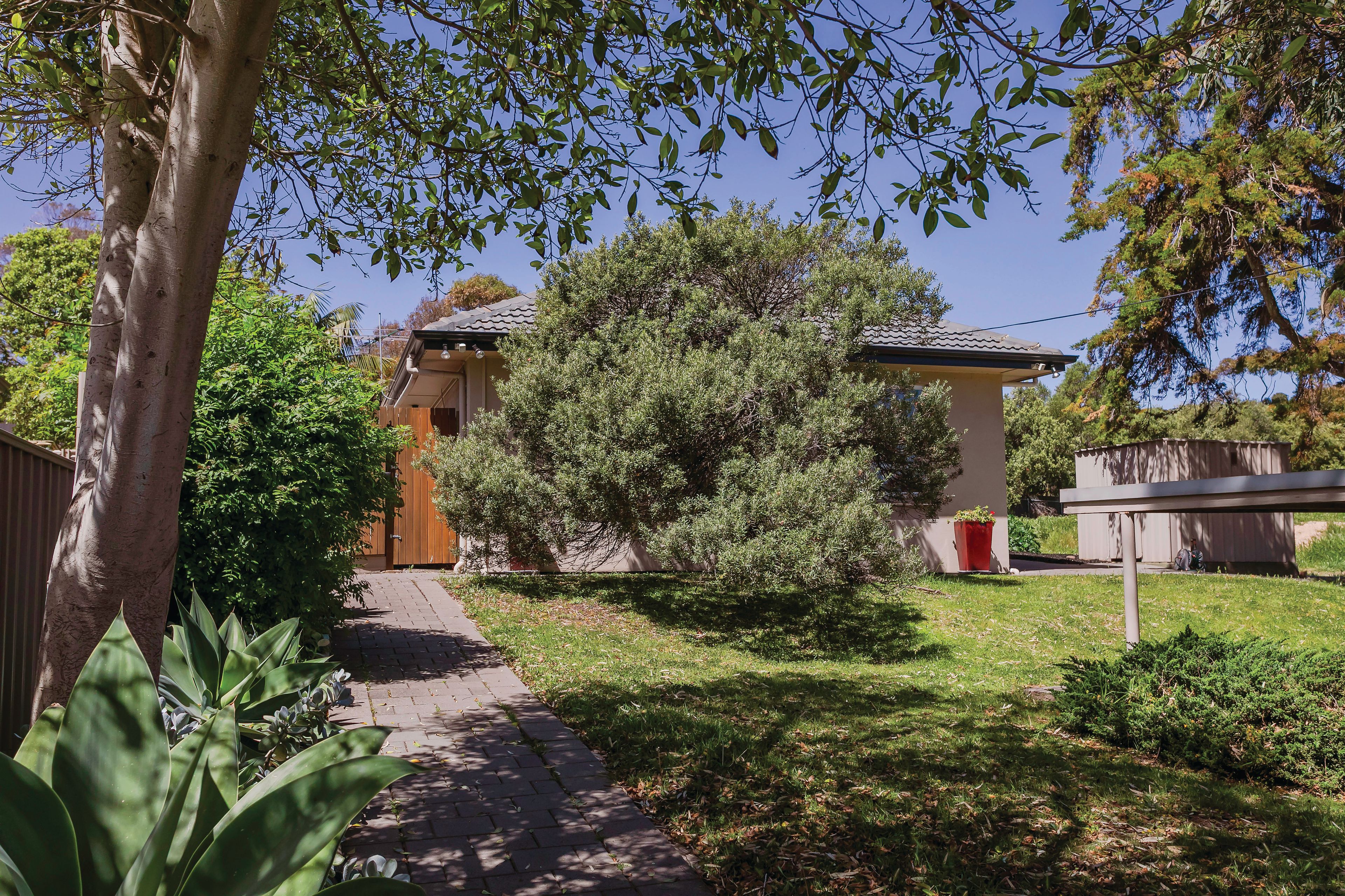 1/2 Ravine Street, Marino, SA 5049 - Sold Apartment - Ray White Glenelg ...
