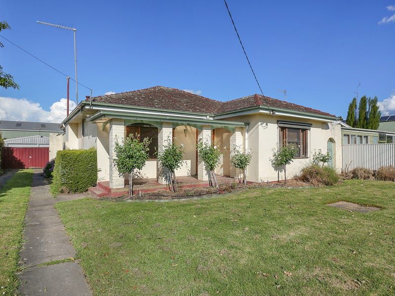 82 Church Street, Colac VIC 3250