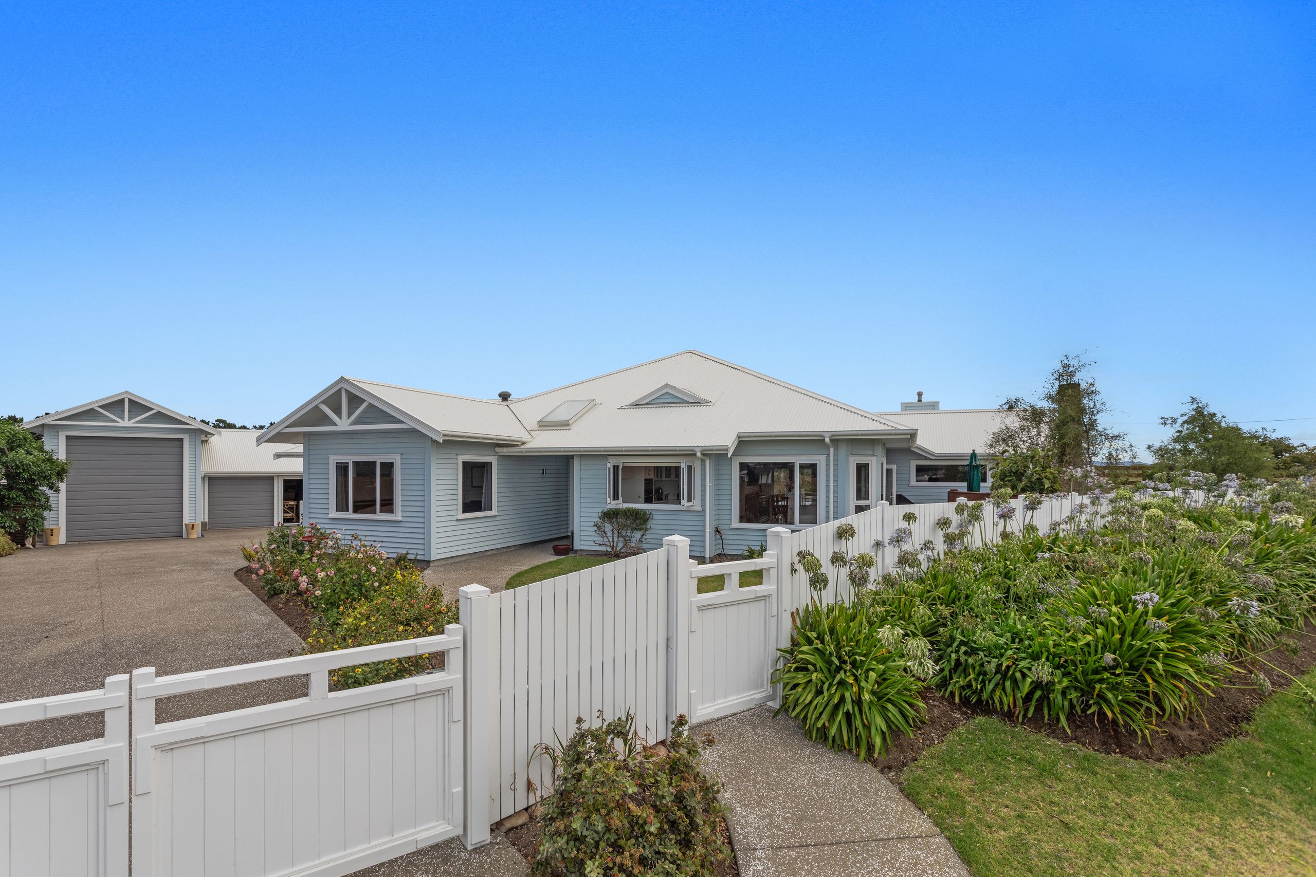 28 Bunyan Road, Coastlands, Whakatane District 3120 Sold House Ray