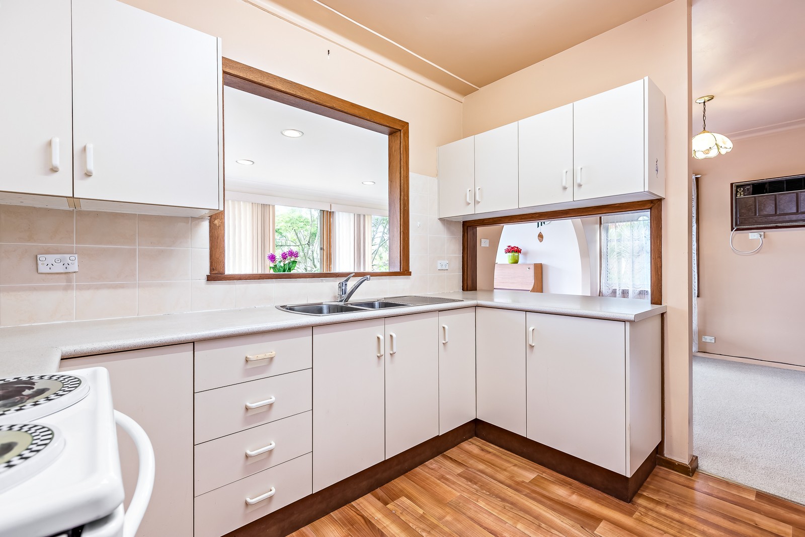 8 Tudor Street, Belmont, NSW 2280
