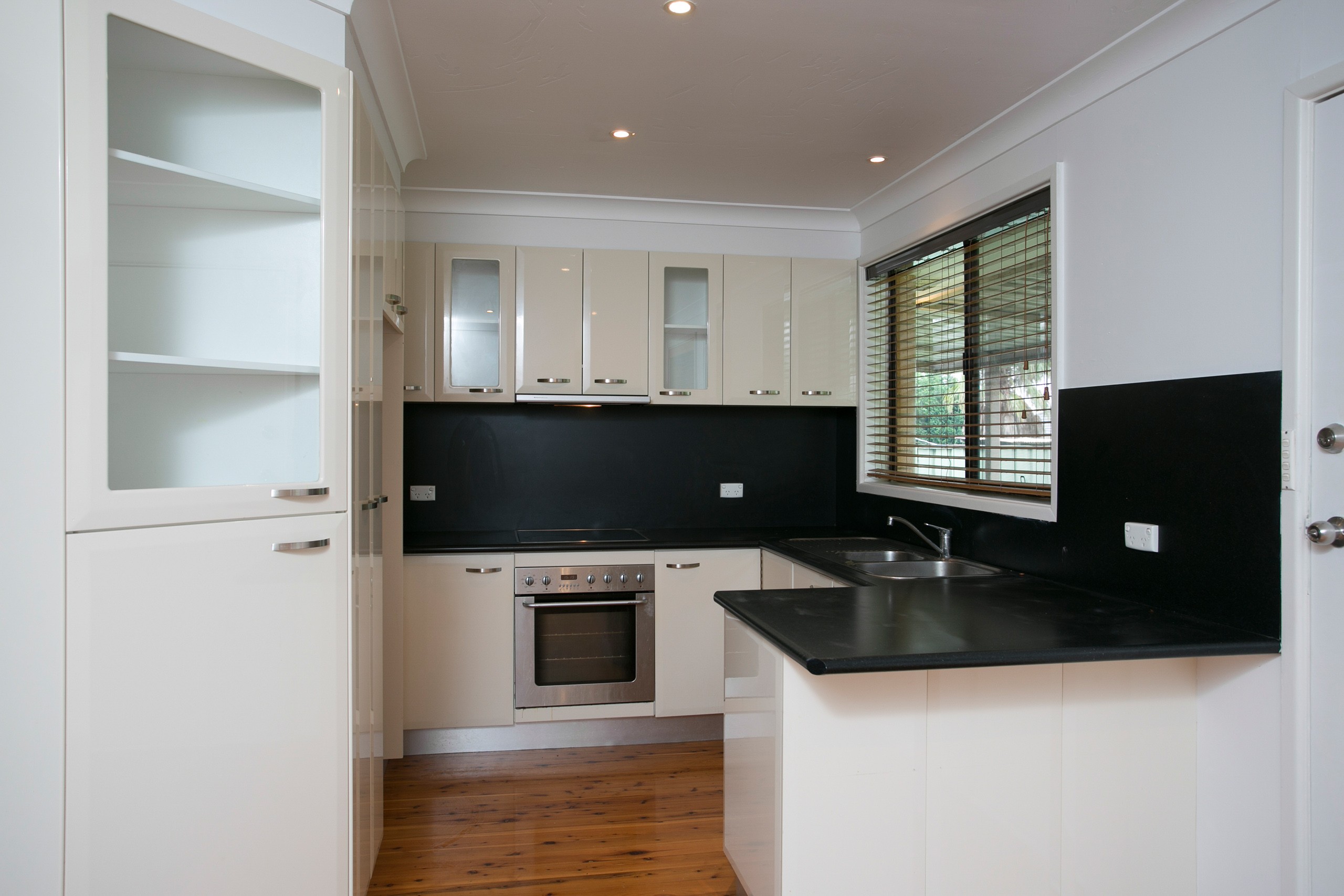 21 Lindesay Street, Barrack Heights, NSW 2528