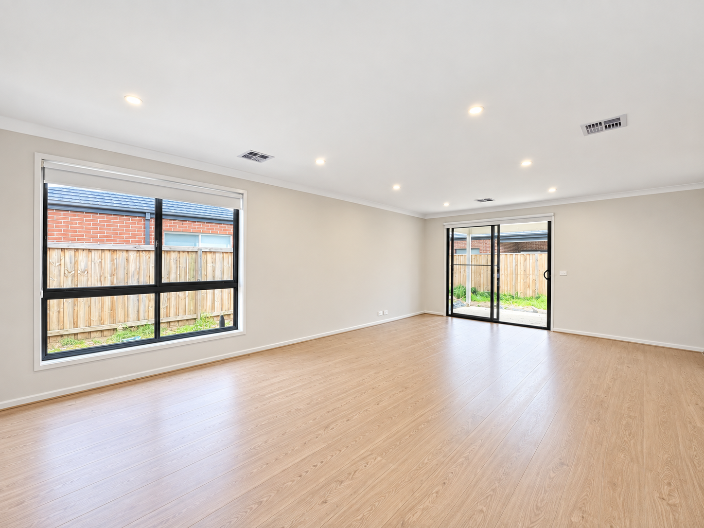 24 Petersfield Way — photo 8 of 17