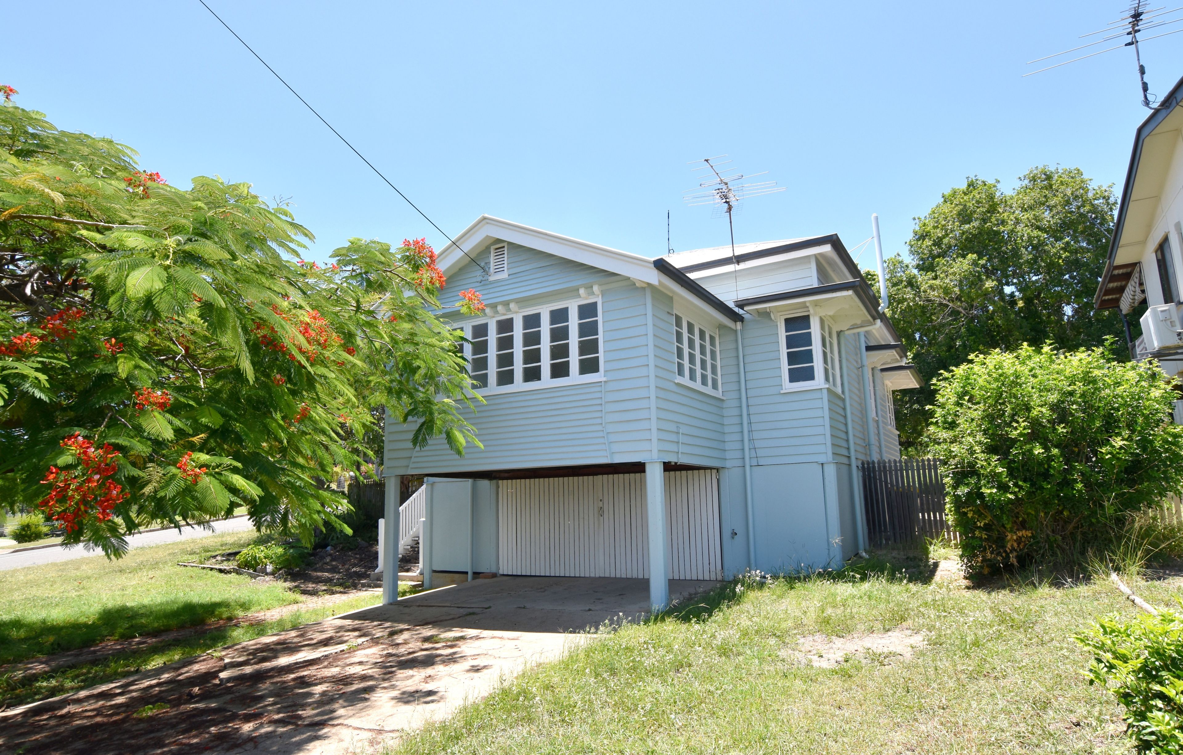 6 Geraldine Street, West Gladstone, QLD 4680