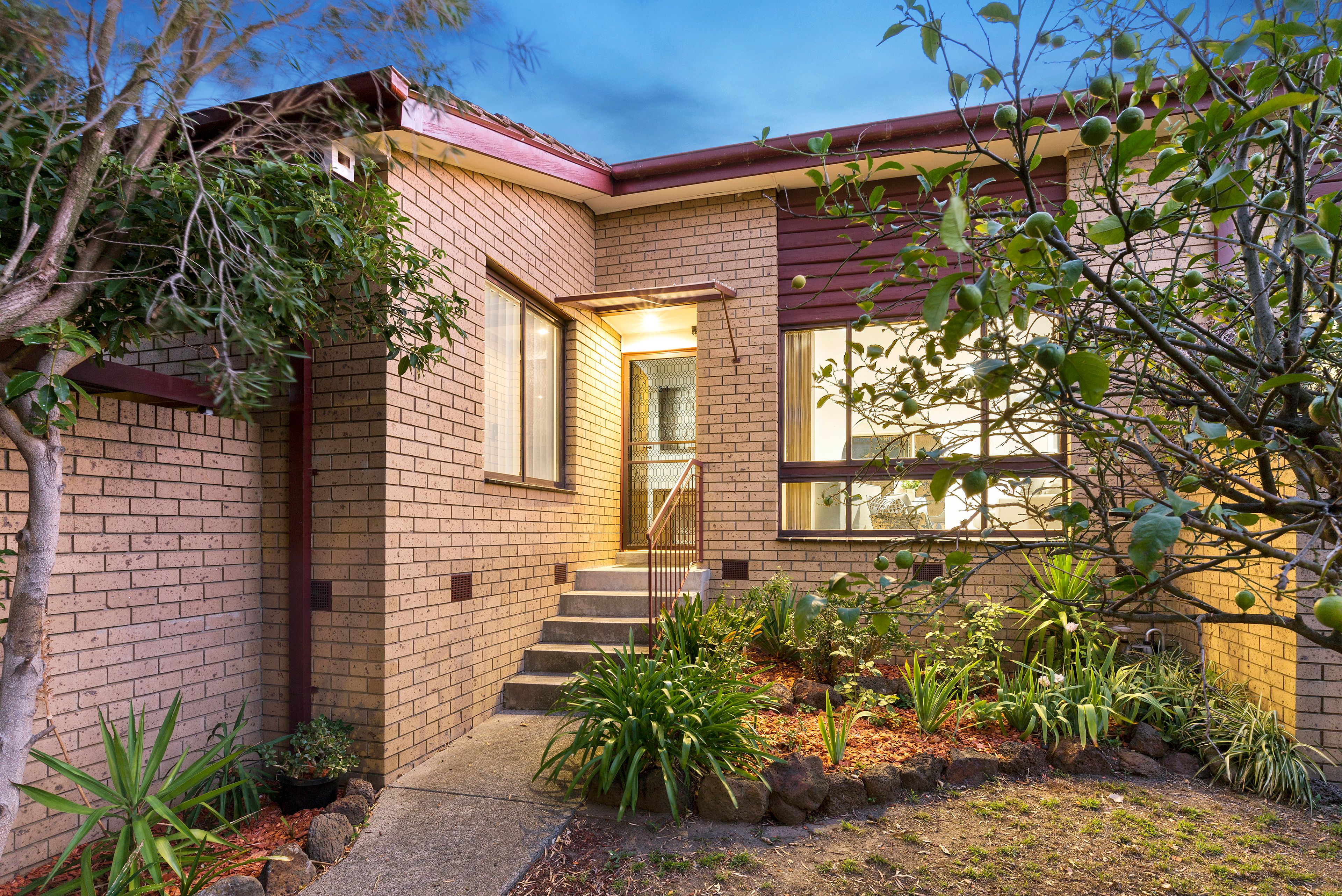 24/2A Inga Street, Oakleigh East, VIC 3166