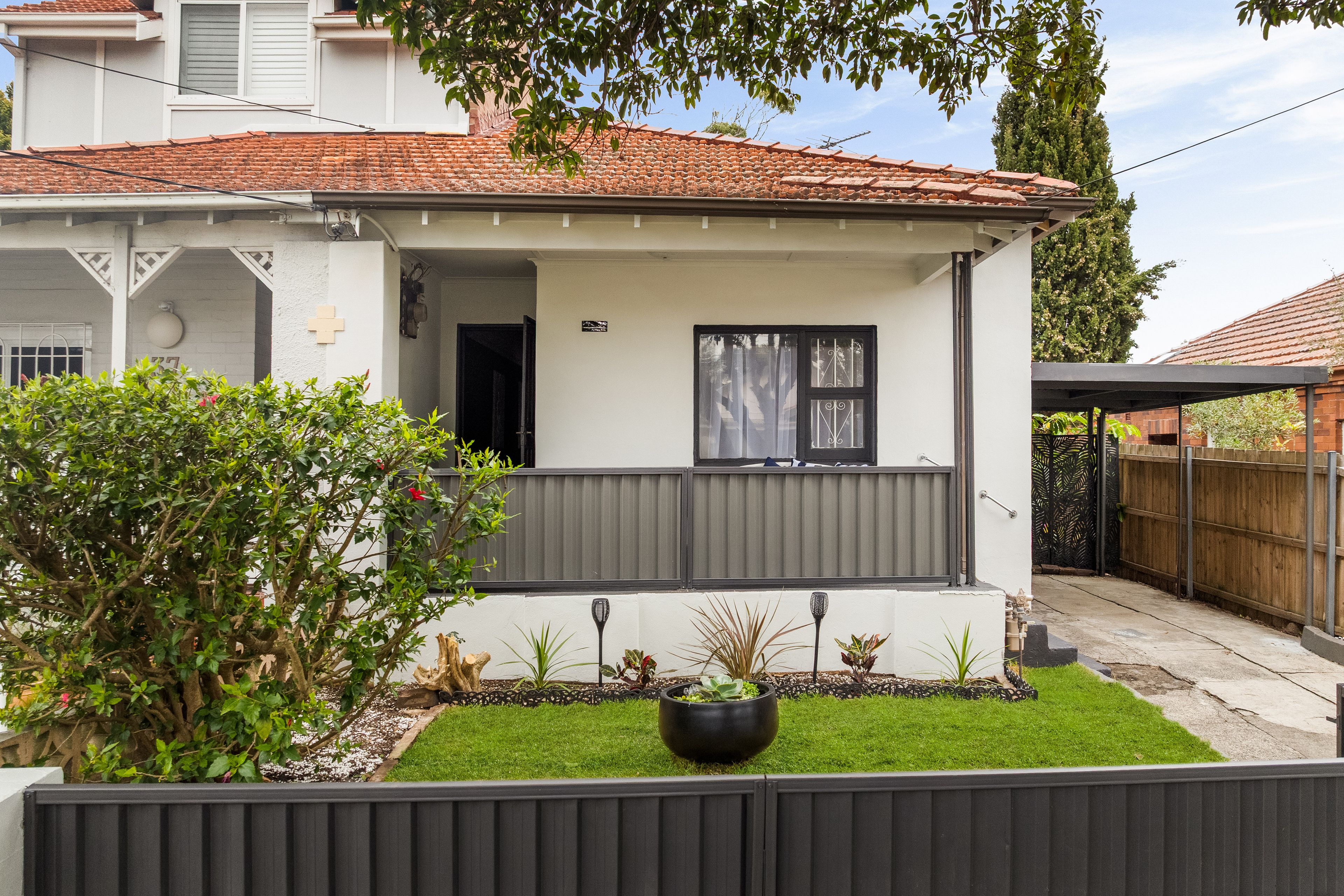 35 Apsley Avenue — photo 12 of 12