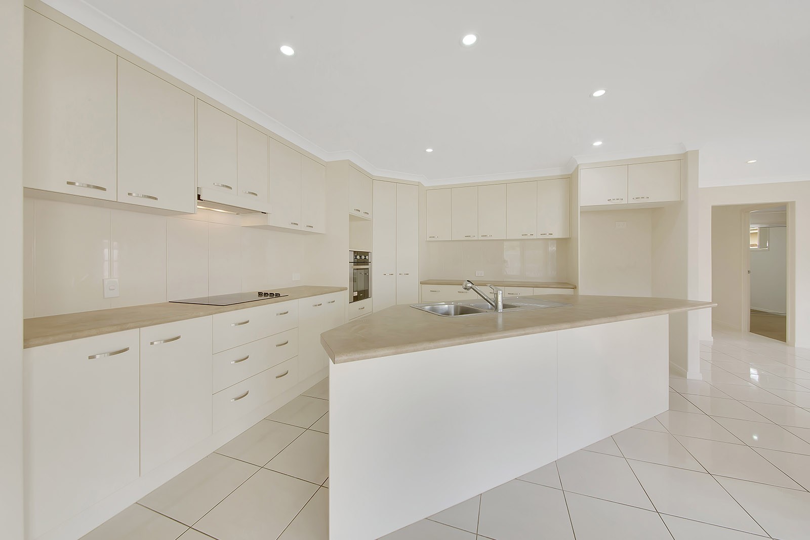 11 Ingra Close, Glen Eden, QLD 4680