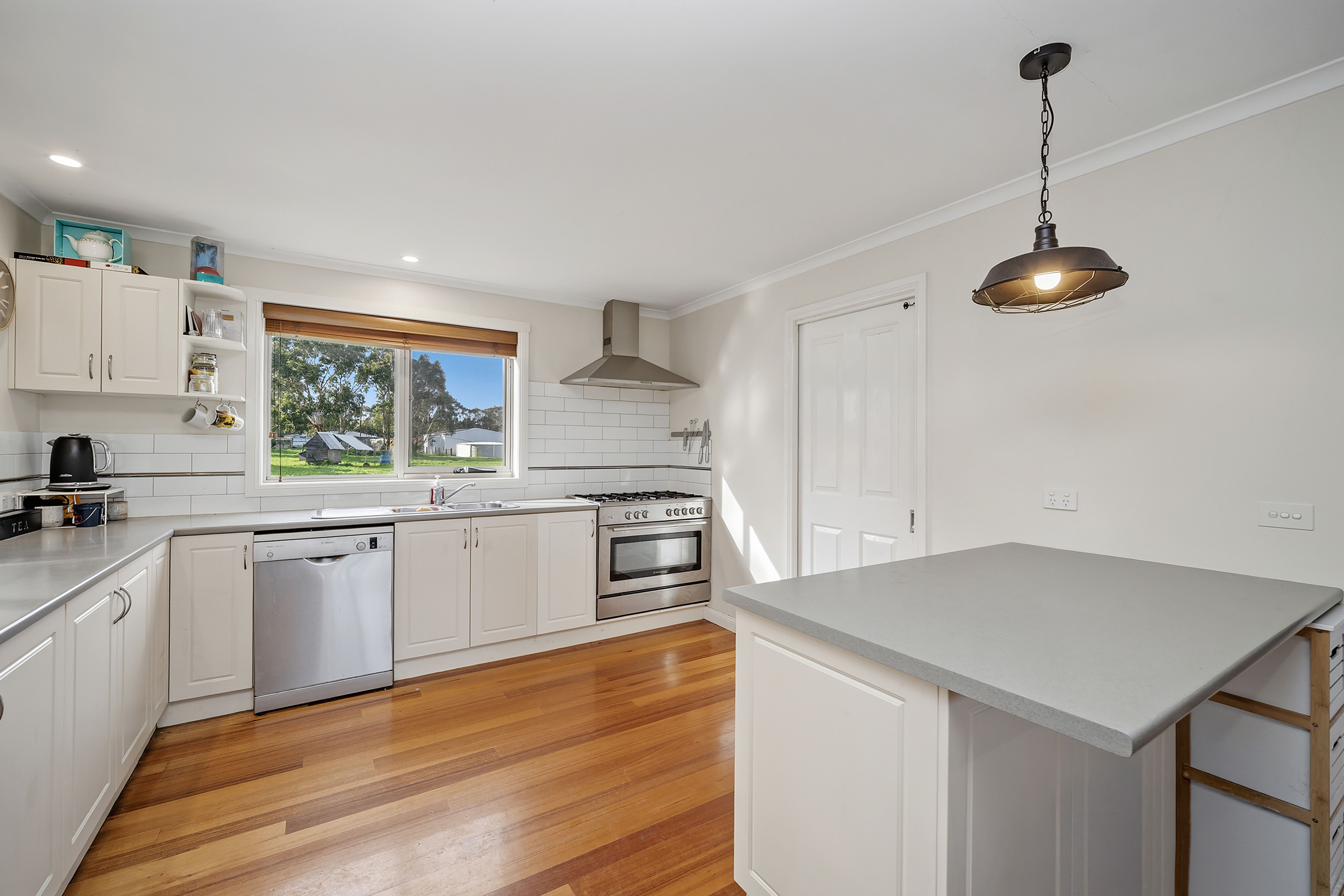 30 Woodward Street — photo 5 of 14