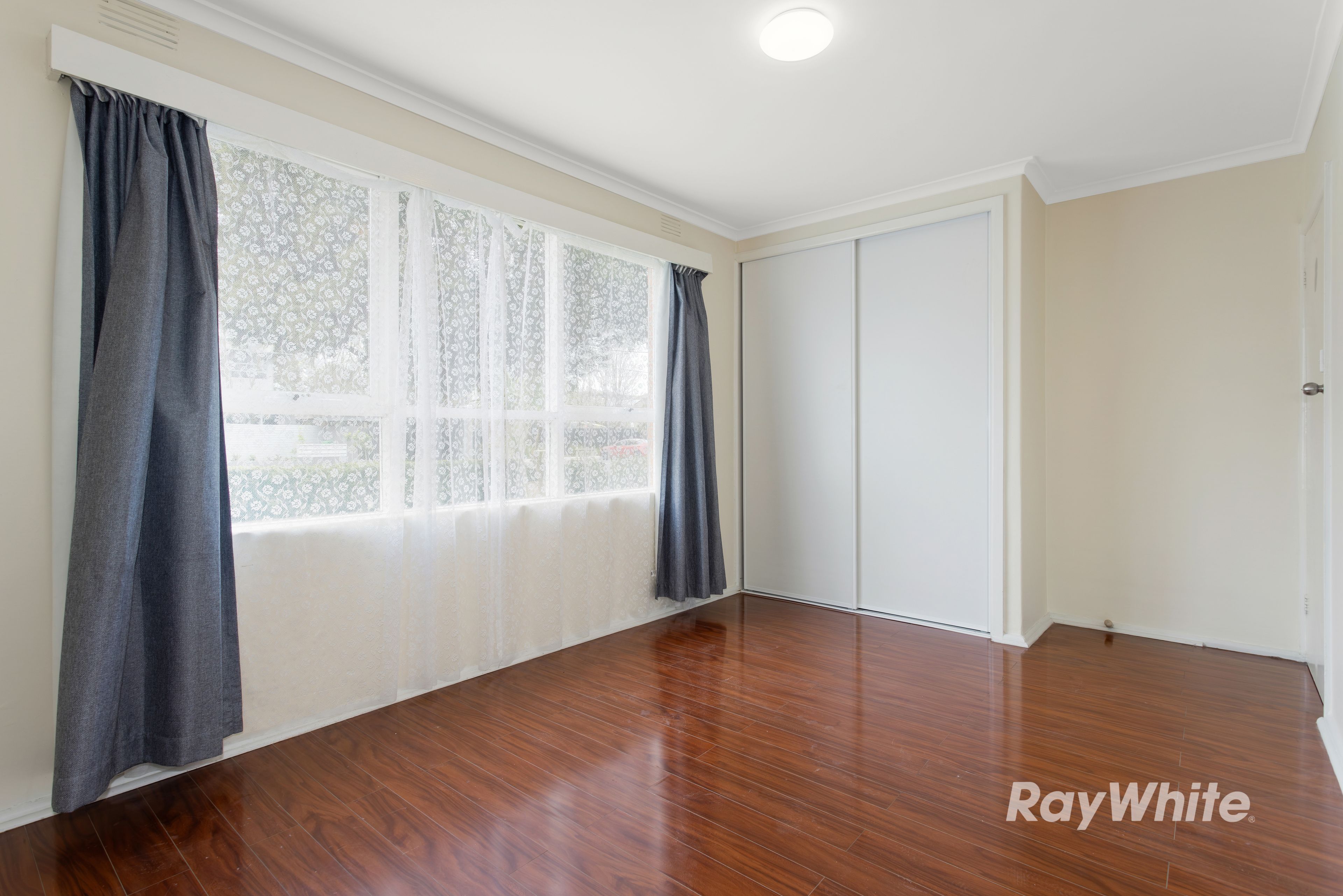 1/16 Truganini Road — photo 6 of 6
