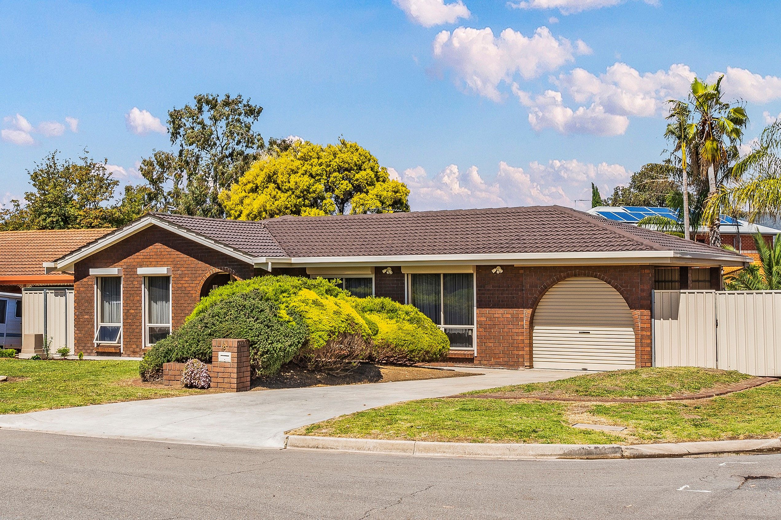 6 Hann Court, Redwood Park, SA 5097