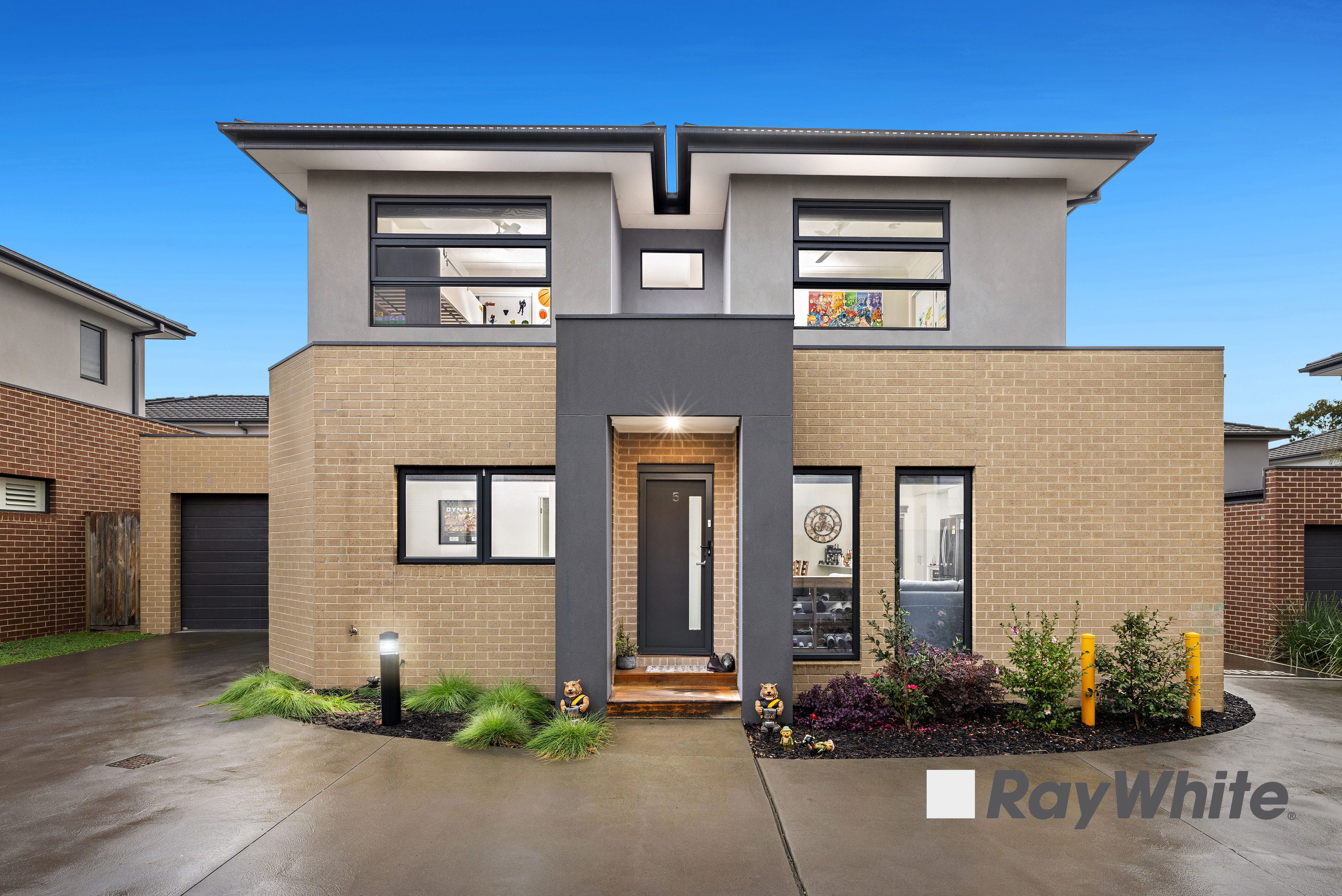 5 Flame Robin Place, Endeavour Hills, VIC 3802