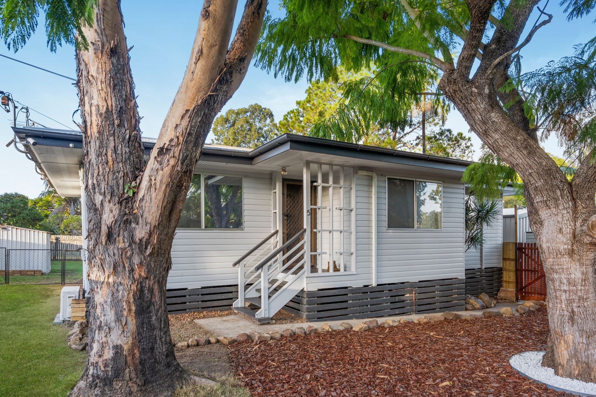 5 Bass Street, Leichhardt, QLD 4305